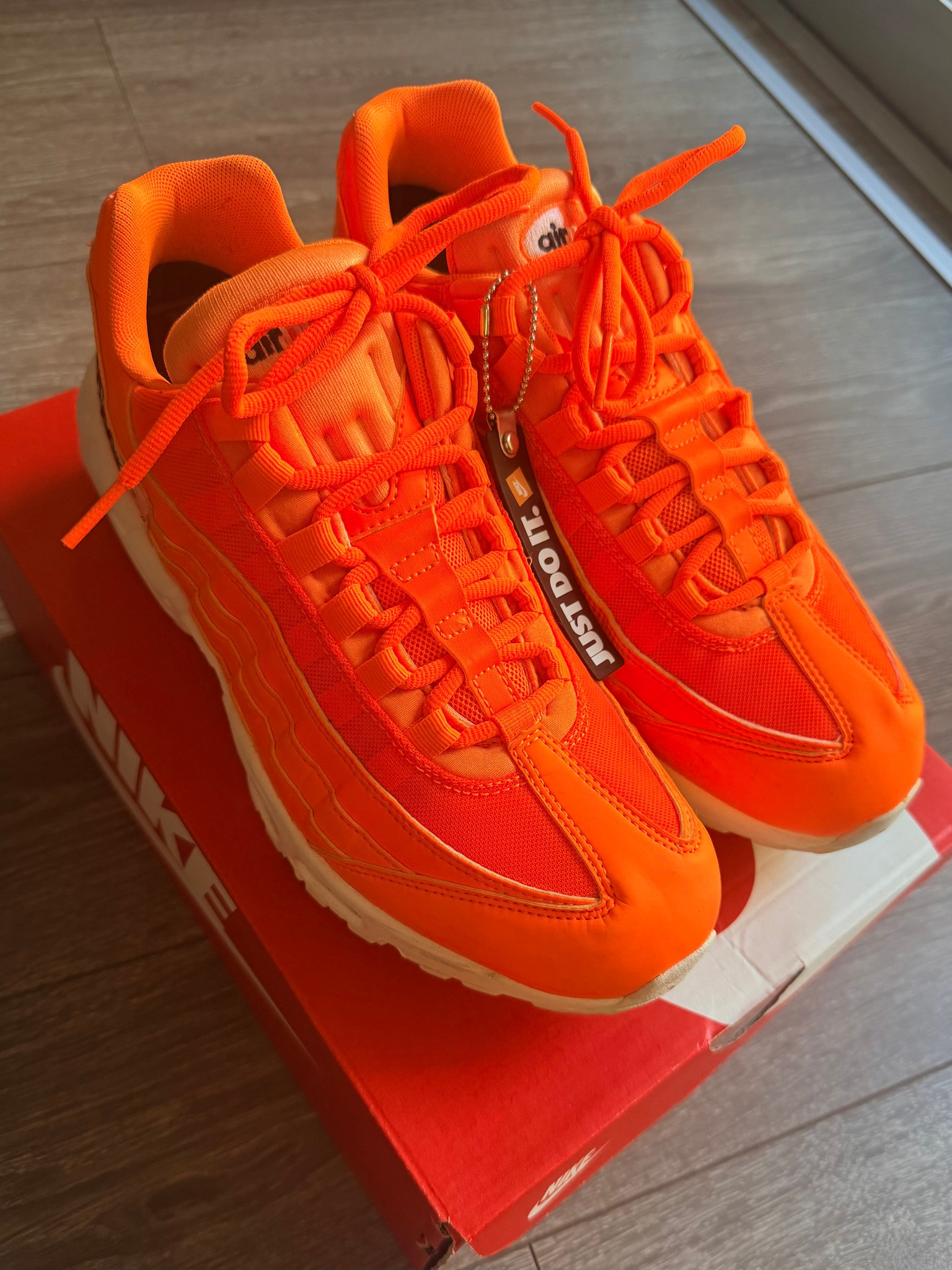 Nike Air Max 95 "Just Do It Pack Orange"