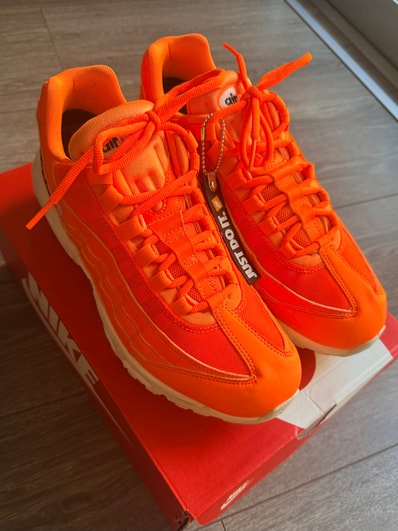 Nike Air Max 95 "Just Do It Pack Orange"