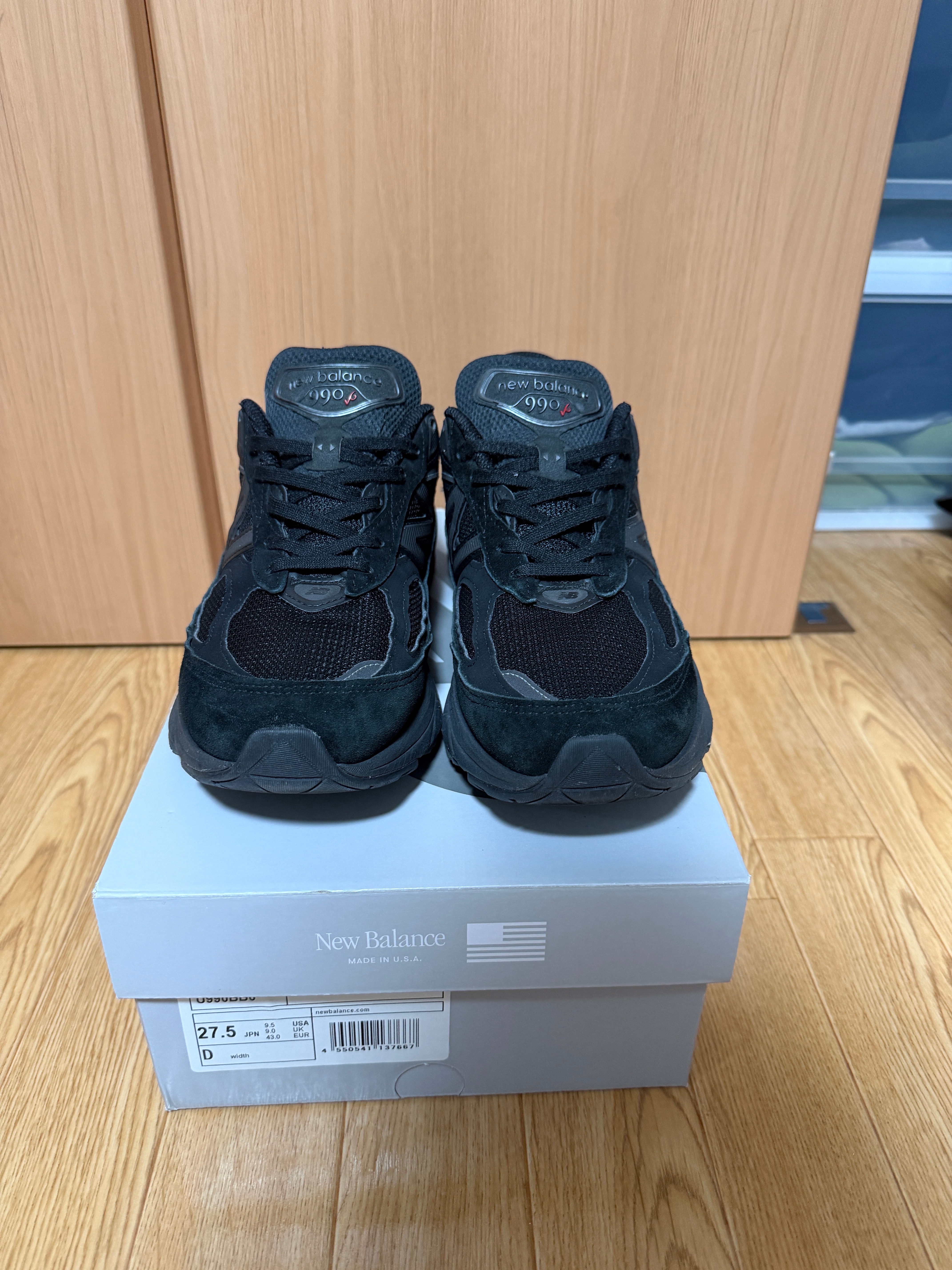 New Balance 990V6 "Triple Black"