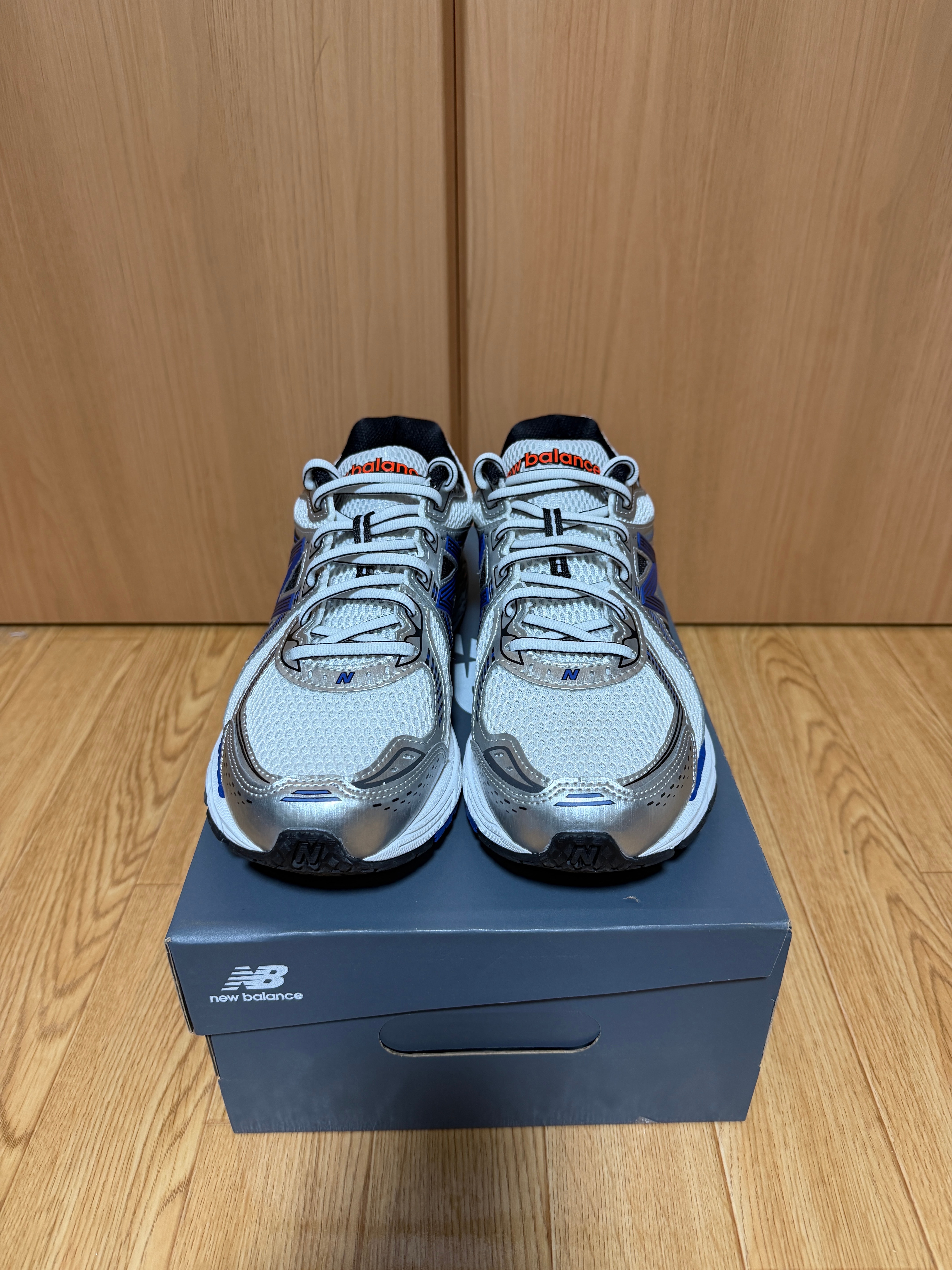 ニューバランス 860V2 "ホワイト/ブルー"