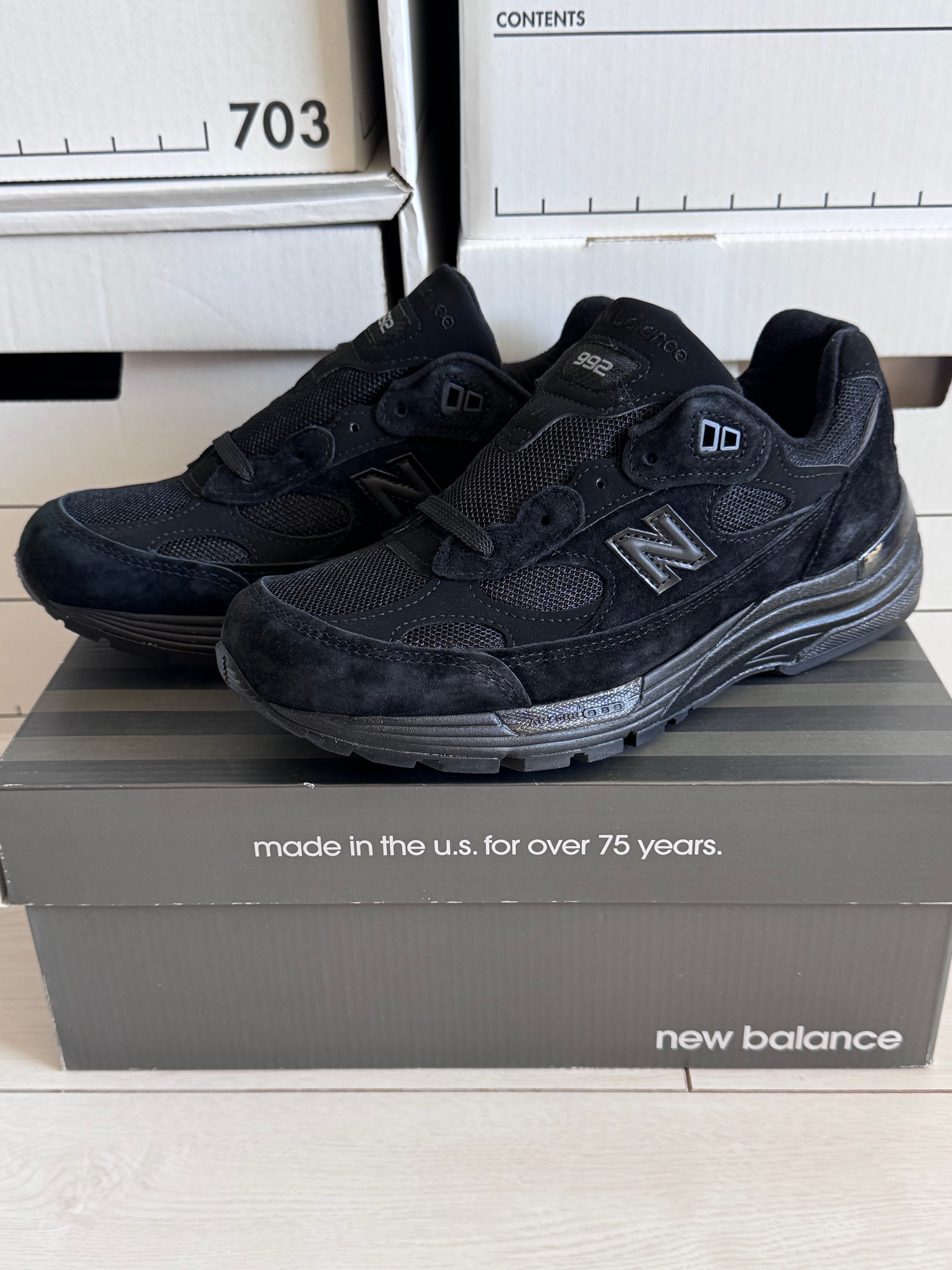 ニューバランス 992 "トリプルブラック"