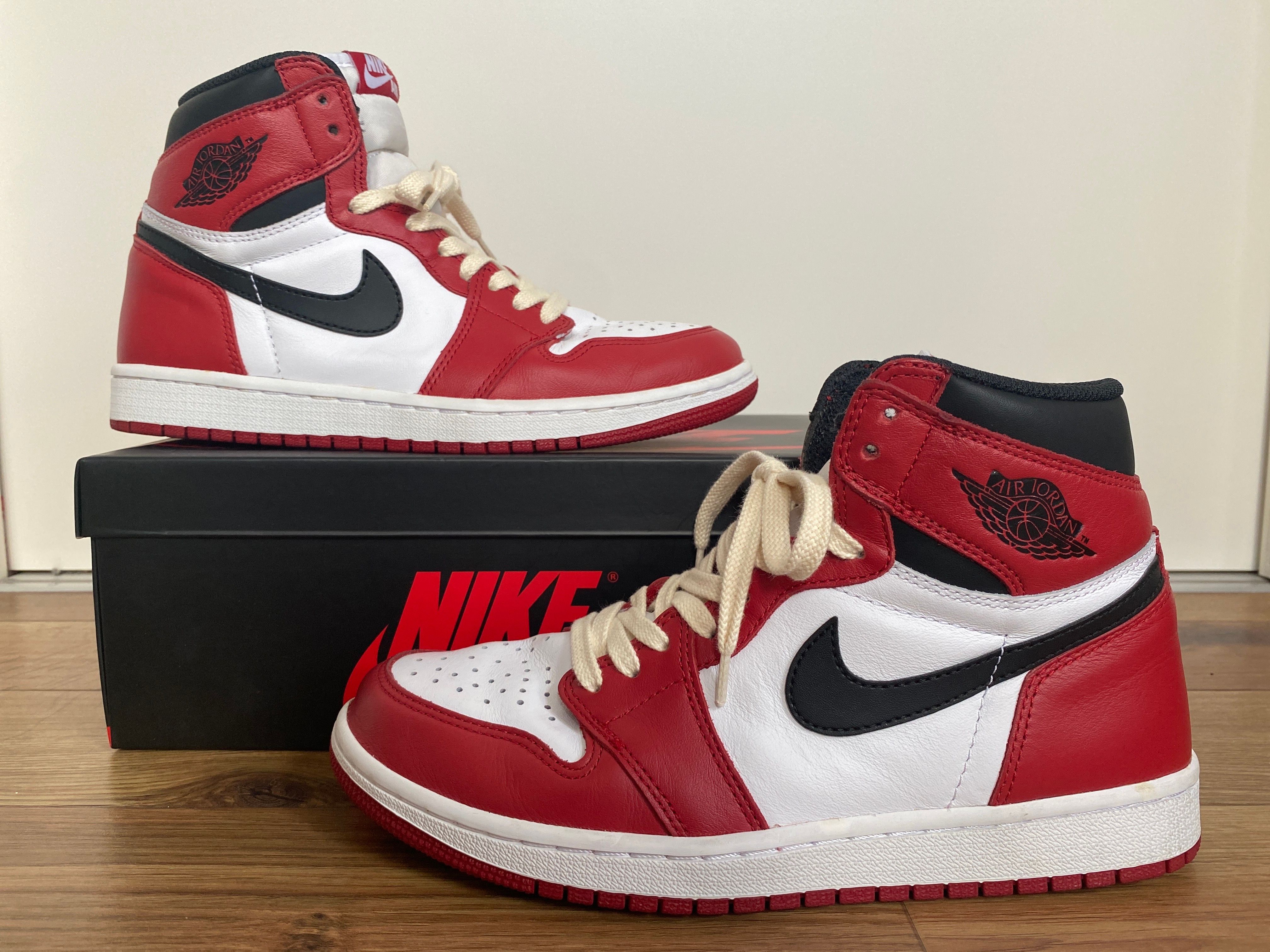 Nike Air Jordan 1 Retro High "Chicago" (2015)