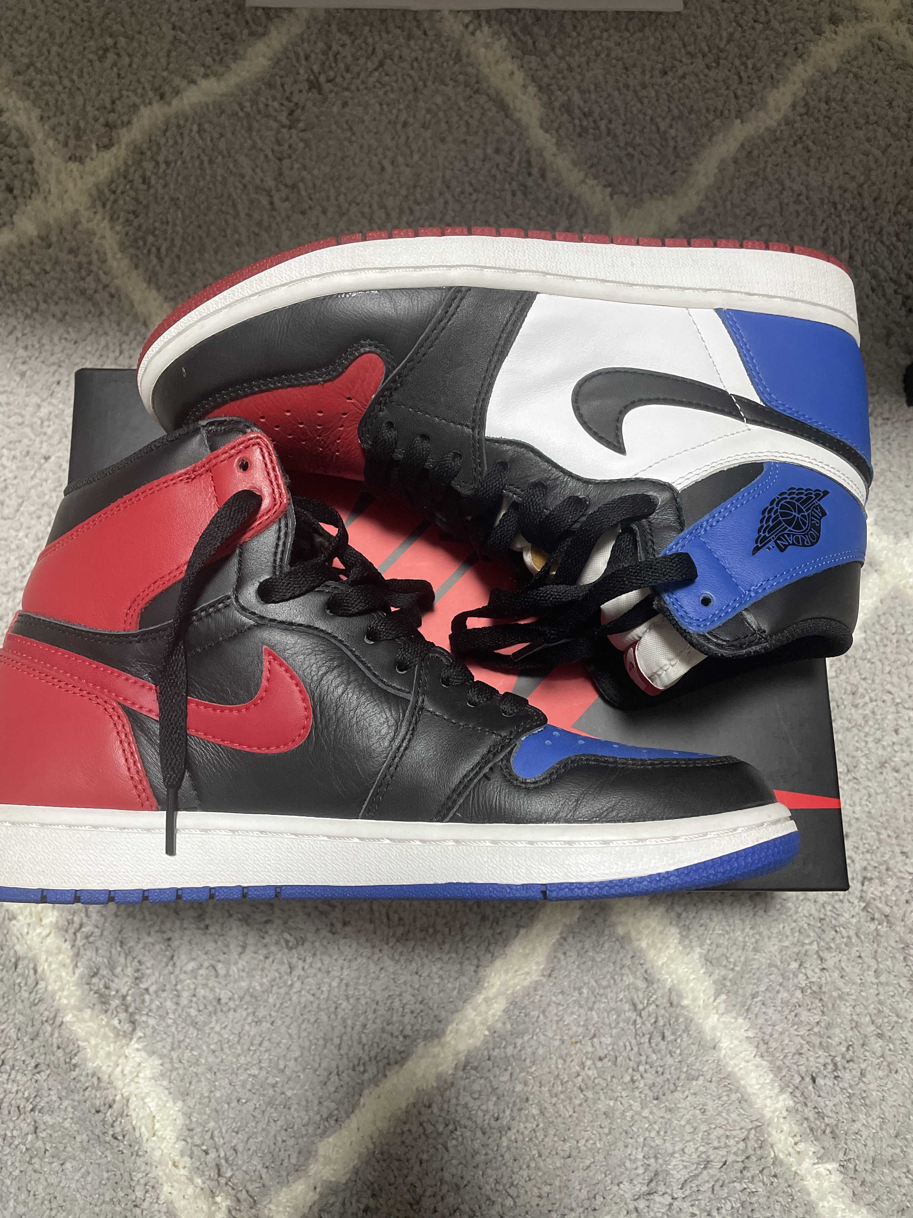 Nike Air Jordan 1 Retro High "Top 3"
