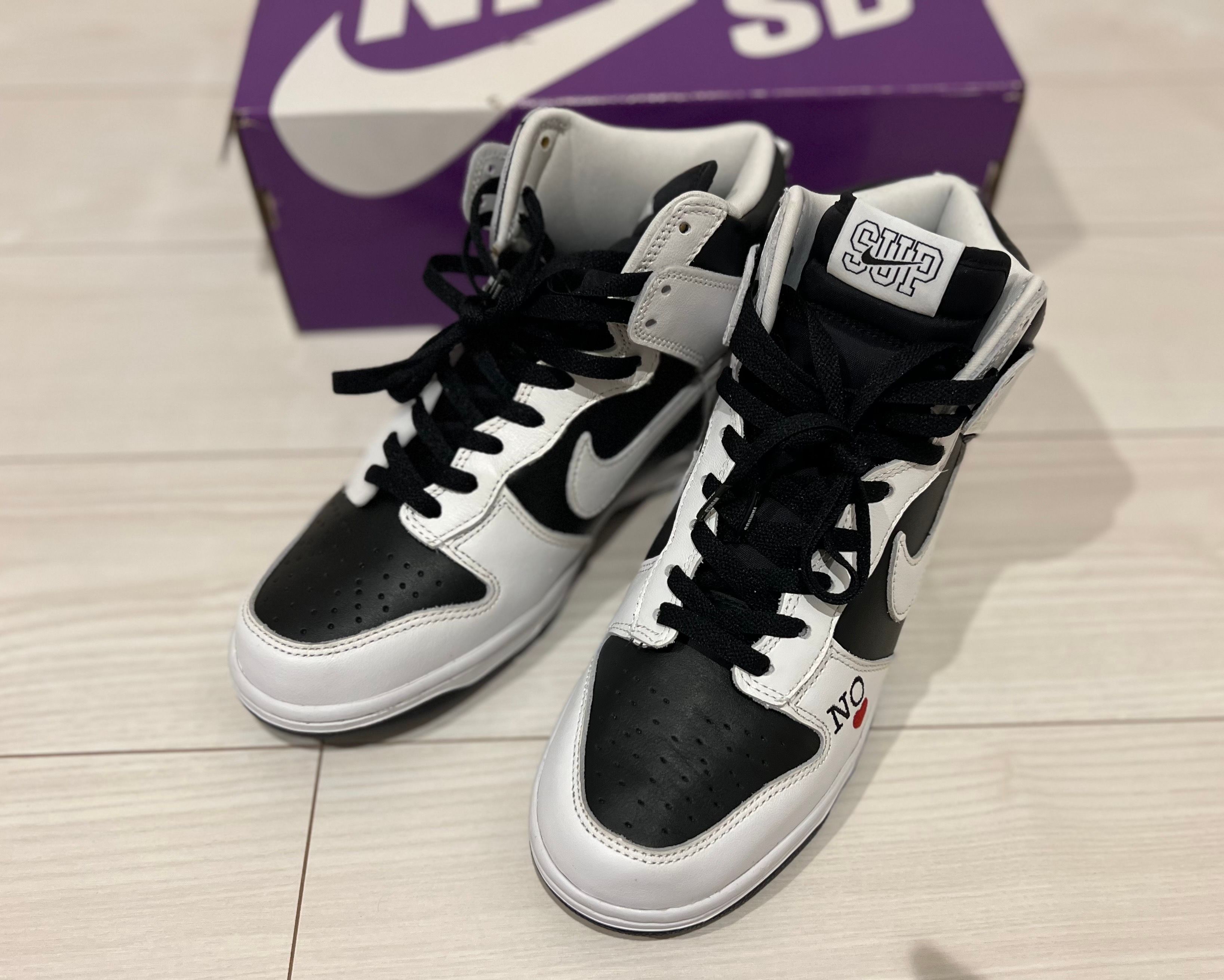 Supreme × Nike SB Dunk High By Any Means "White Black"