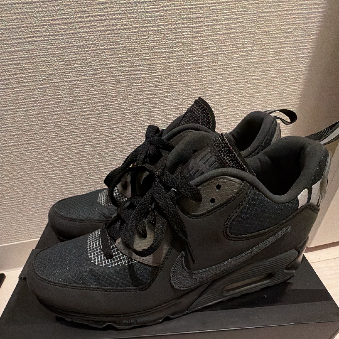 UNDEFEATED × Nike Air Max 90 "Black/Rush Pink"