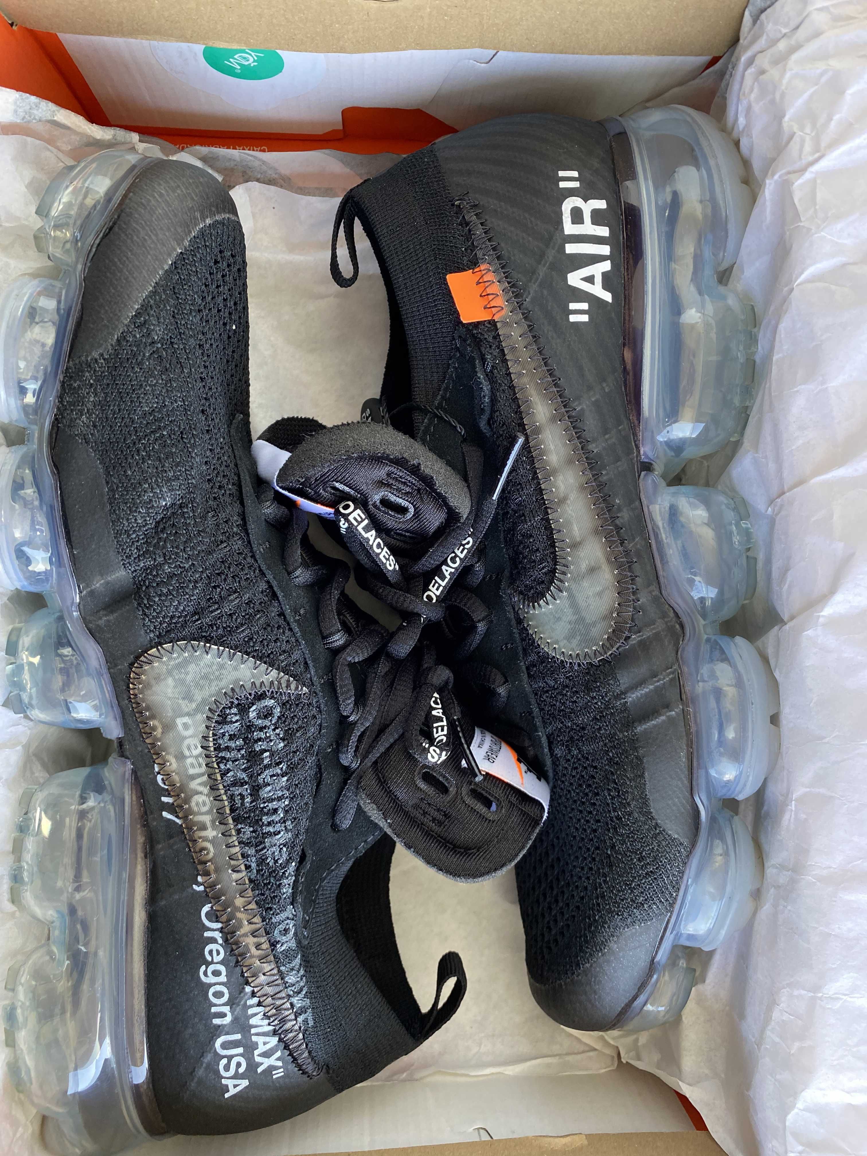 Off-White × Nike Air Vapormax "Black/Total Orange/Clear"