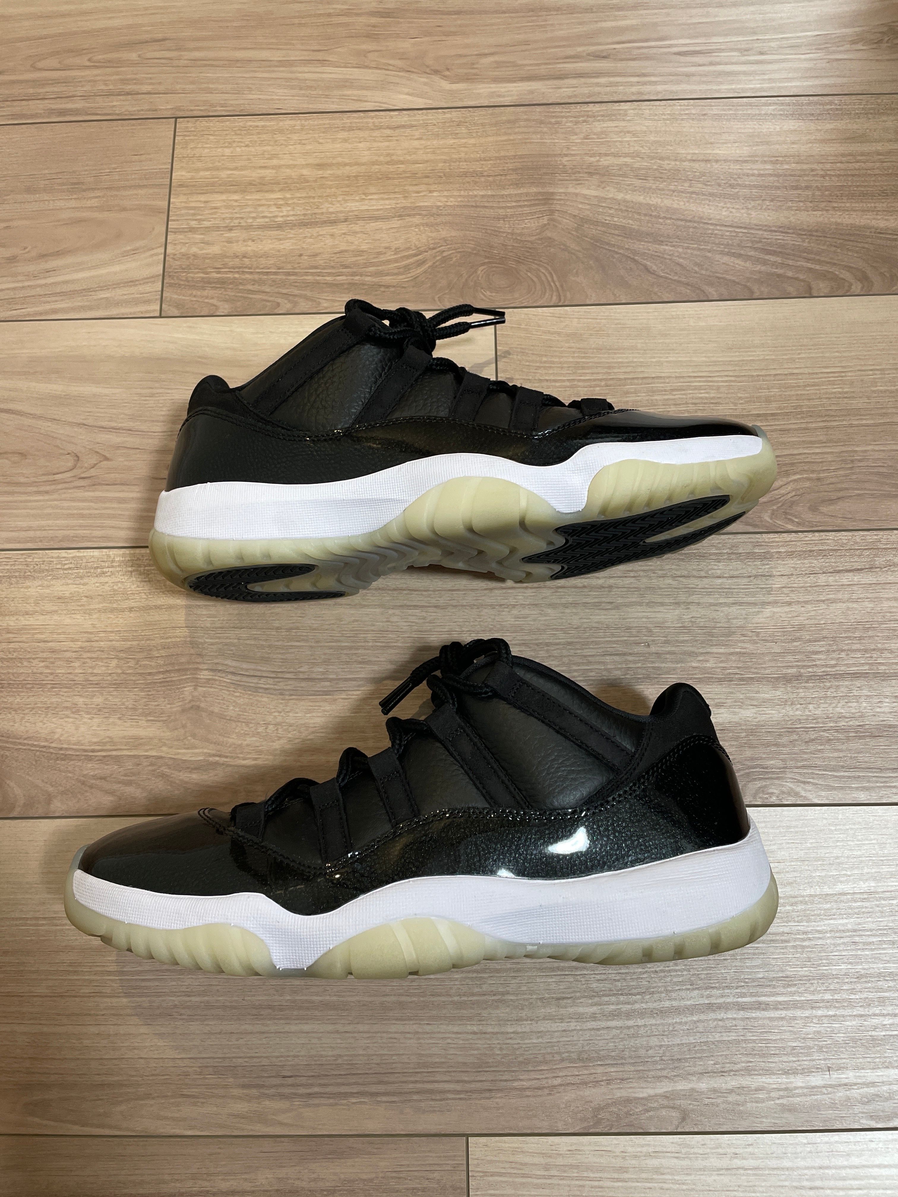 Nike Air Jordan 11 Low "72-10"
