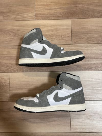 Nike Air Jordan 1 Retro High OG "Black and Smoke Grey"