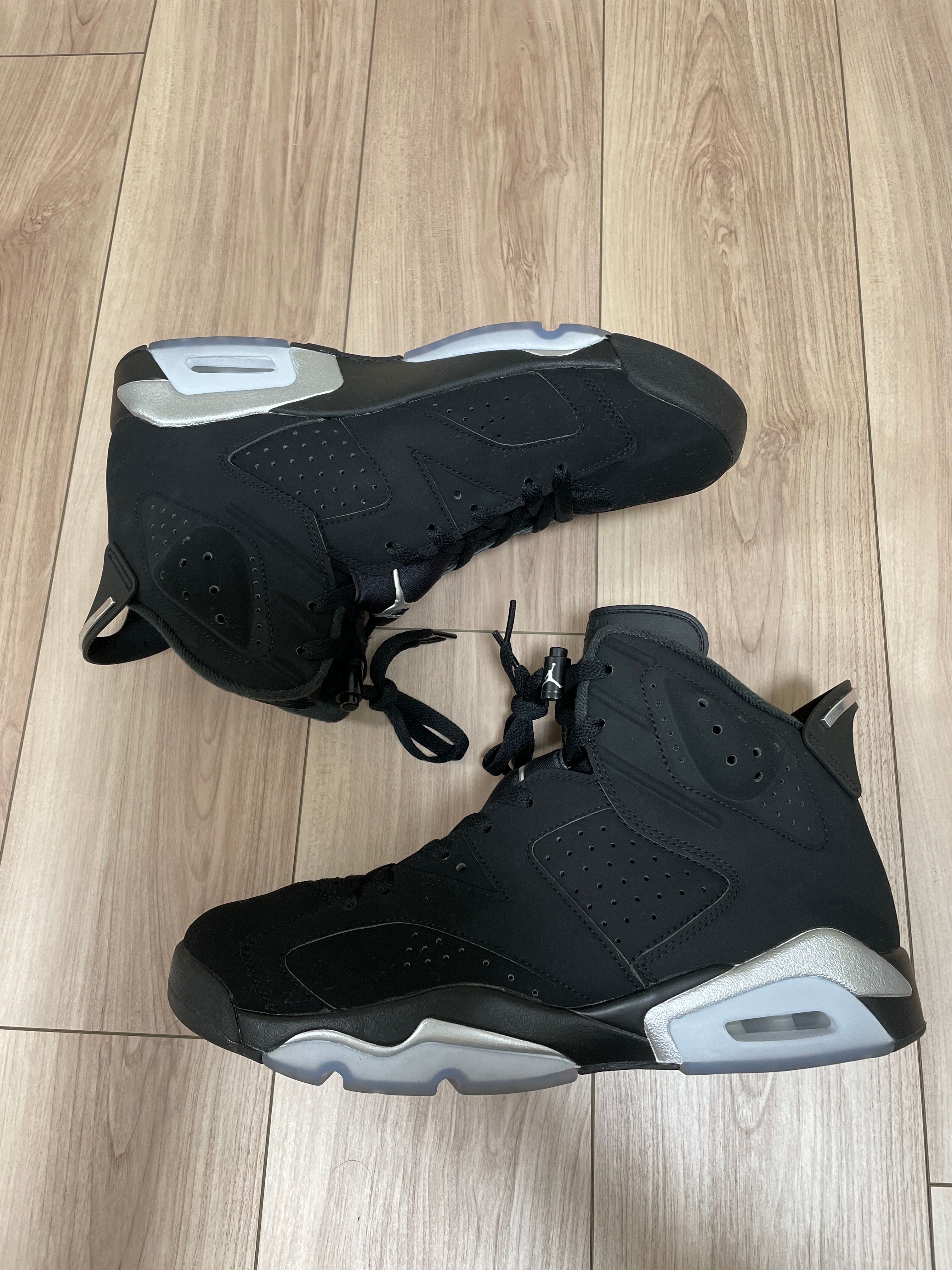 Nike Air Jordan 6 Retro "Metallic Silver"