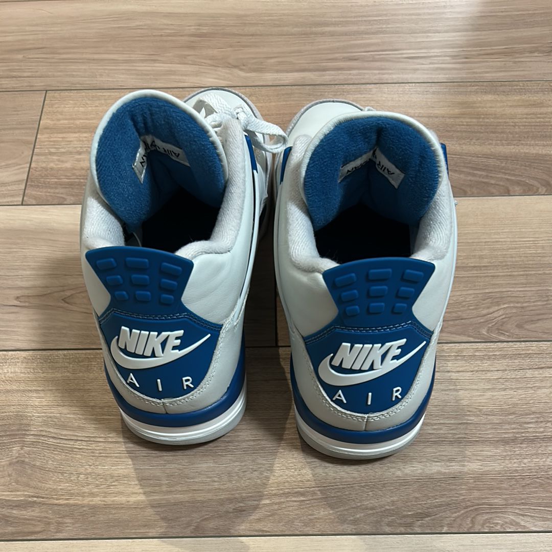 Nike Air Jordan 4 Retro "Industrial Blue"