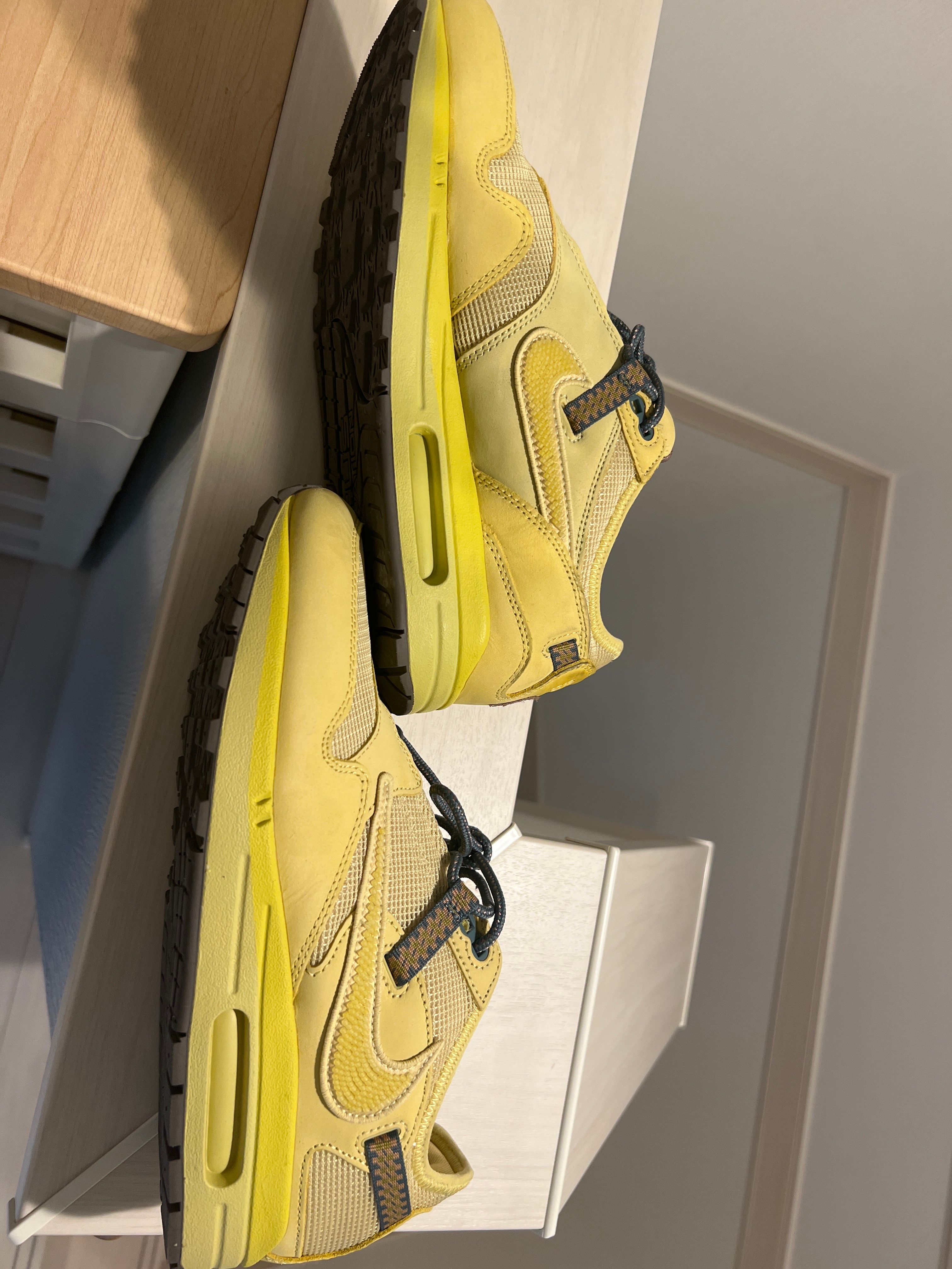 Travis Scott × Nike Air Max 1 "CACT.US Gold"