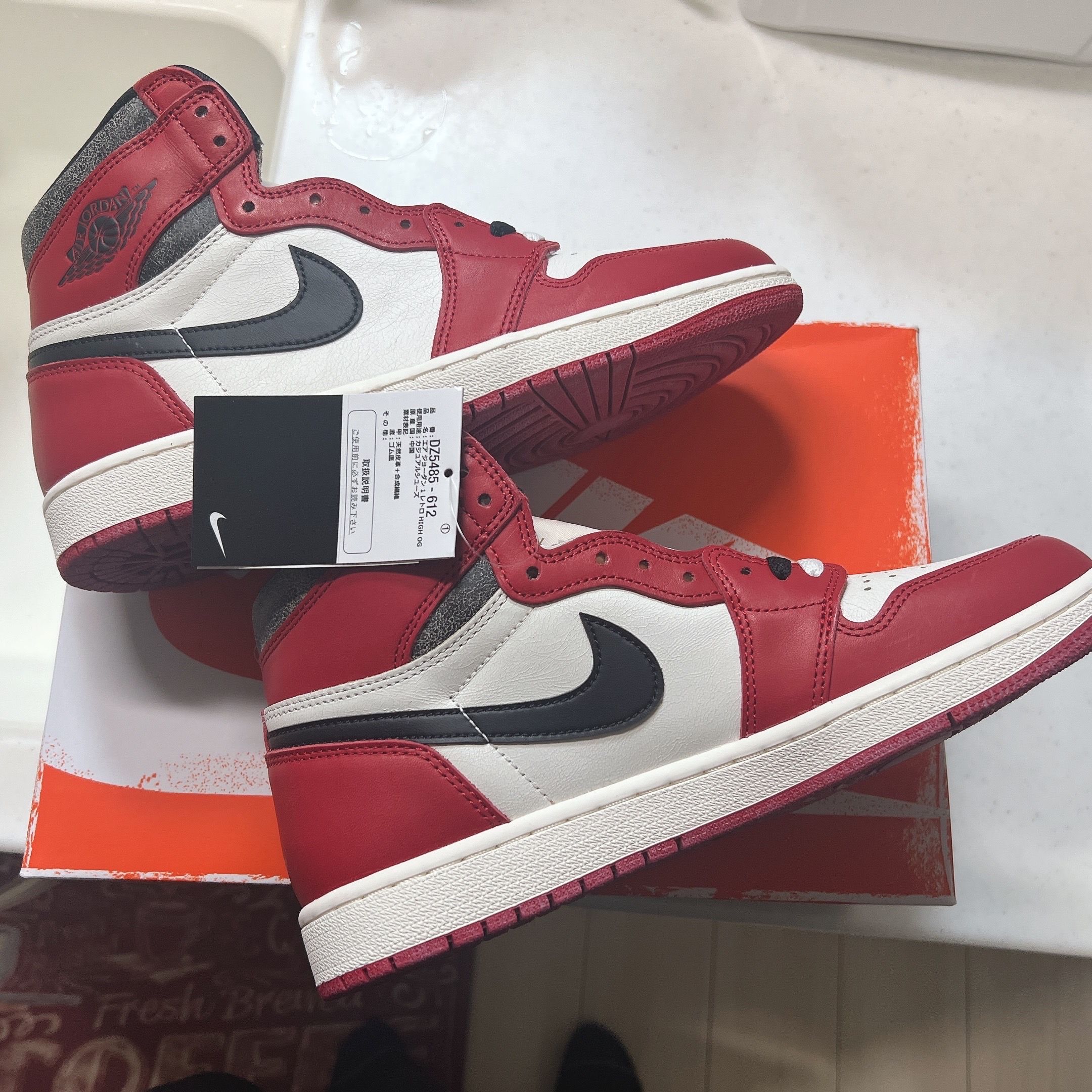 Nike Air Jordan 1 High OG "Lost & Found/Chicago"
