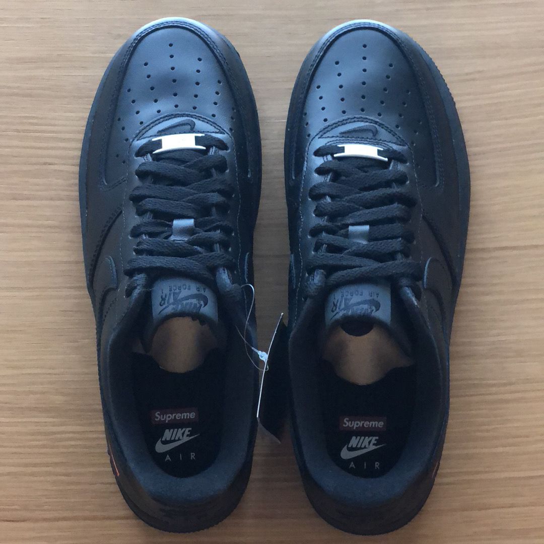 Supreme × Nike Air Force 1 Low "Black"