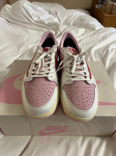 Travis Scott × Nike Air Jordan 1 Retro Low OG "Sail/Tropical Pink"