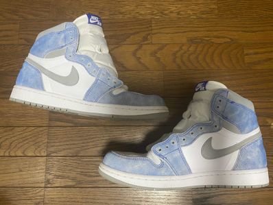 Nike Air Jordan 1 High OG "Hyper Royal"