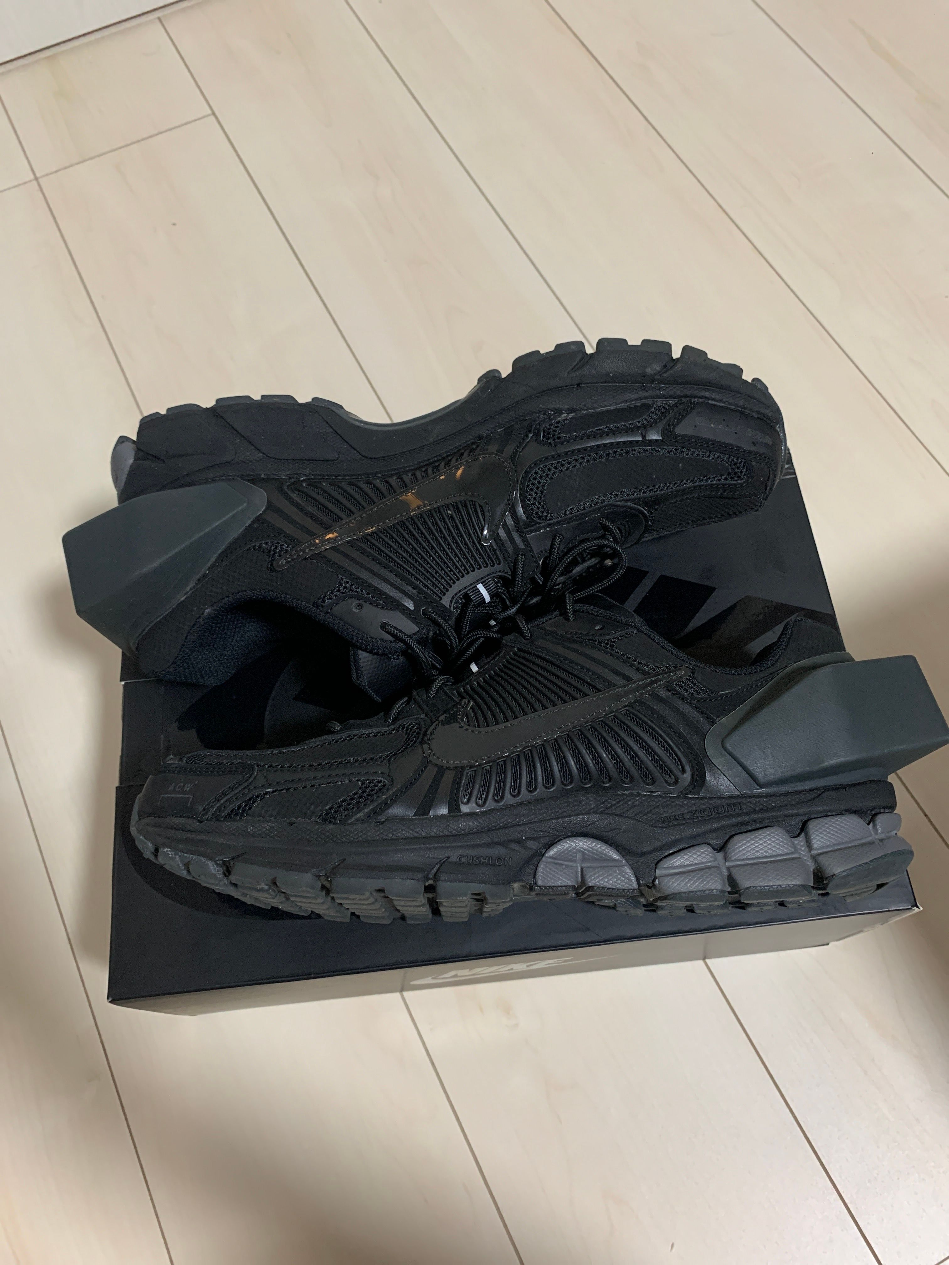 A-Cold-Wall* × Nike Zoom Vomero 5 "Black"