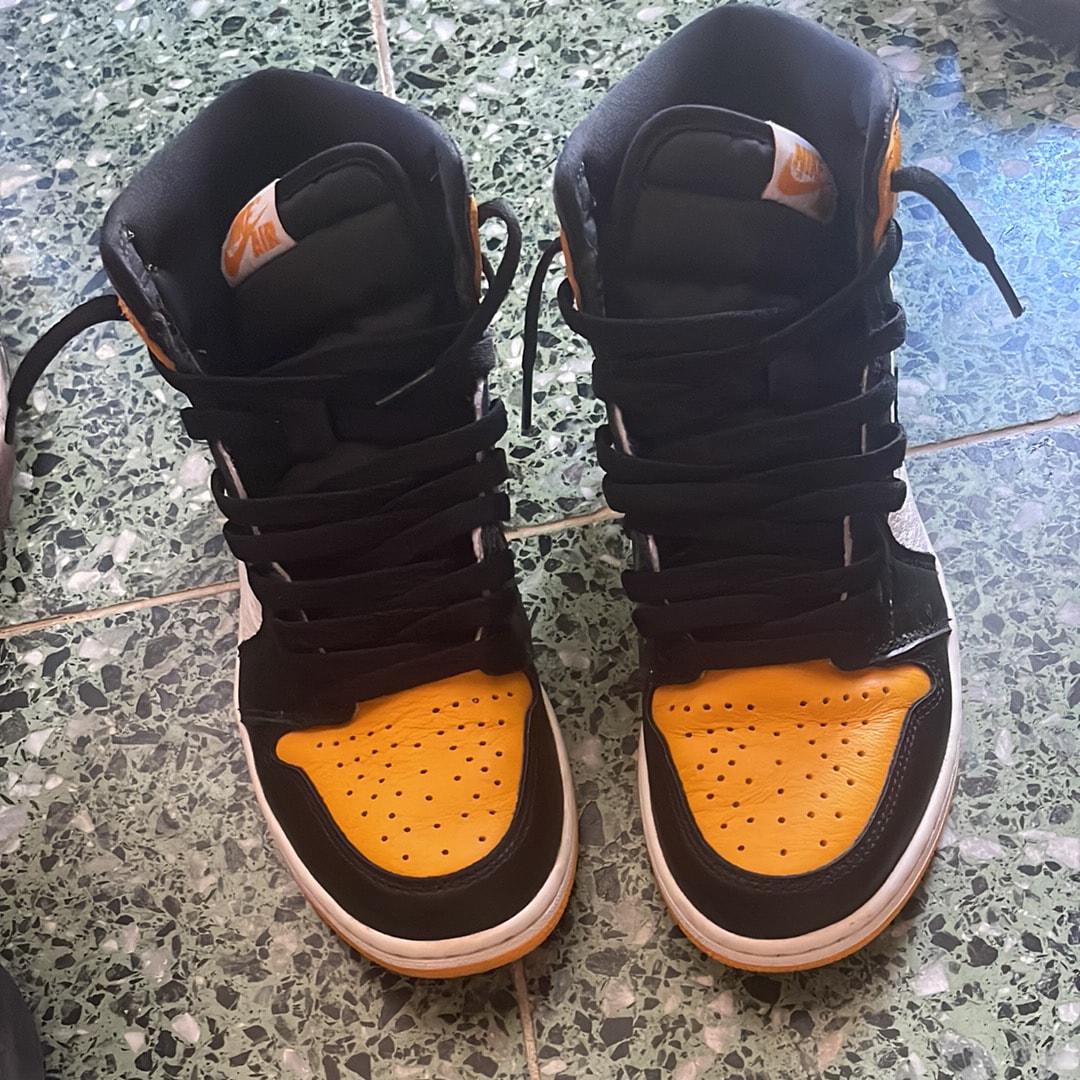 Nike Air Jordan 1 Retro High OG "Taxi"