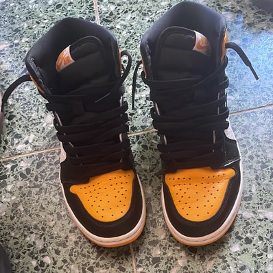 Nike Air Jordan 1 Retro High OG "Taxi"