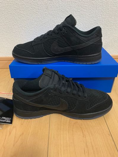 UNDEFEATED × Nike Dunk Low SP "5 ON IT"