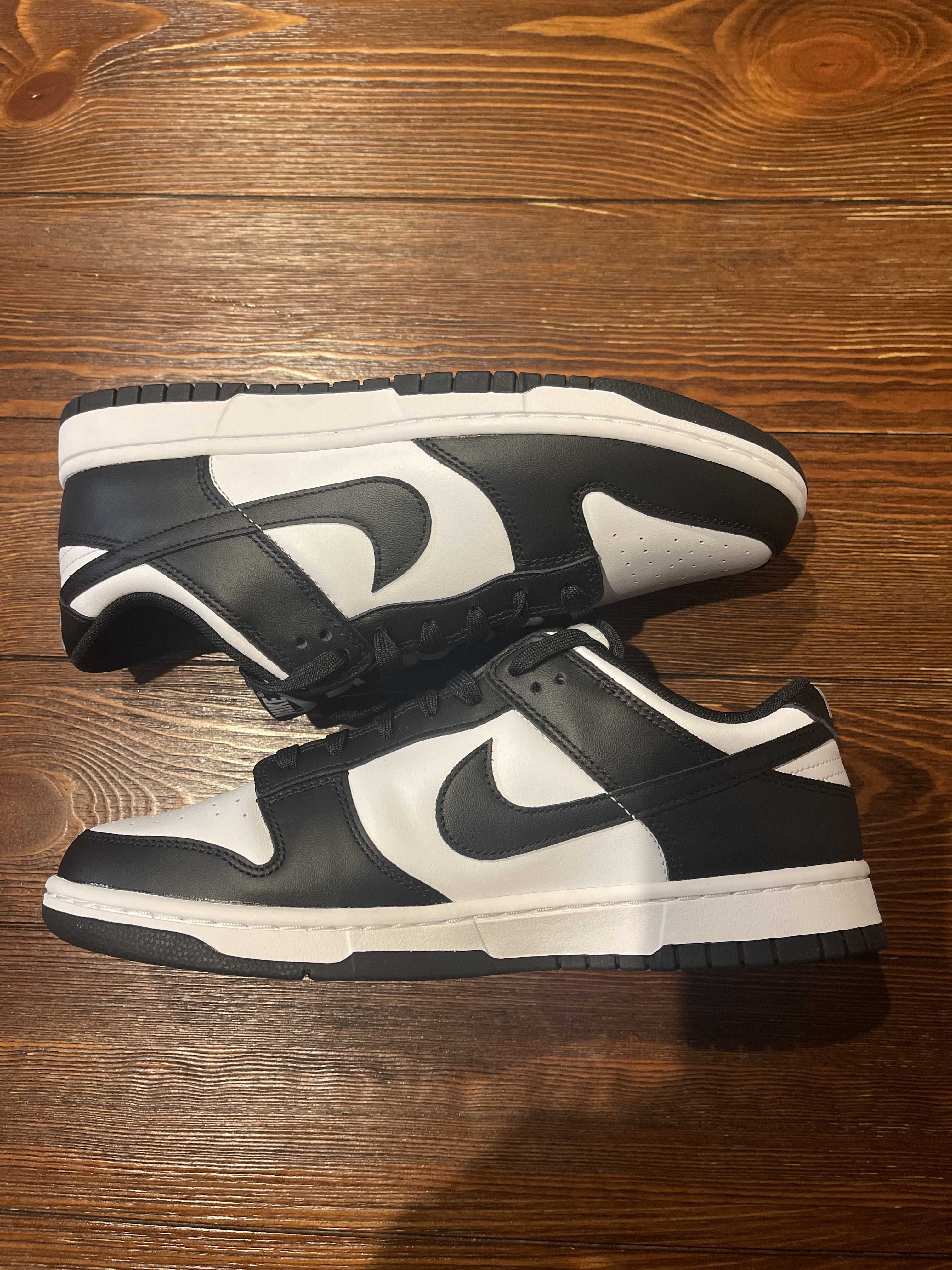 Nike Dunk Low Retro "Panda/White/Black"