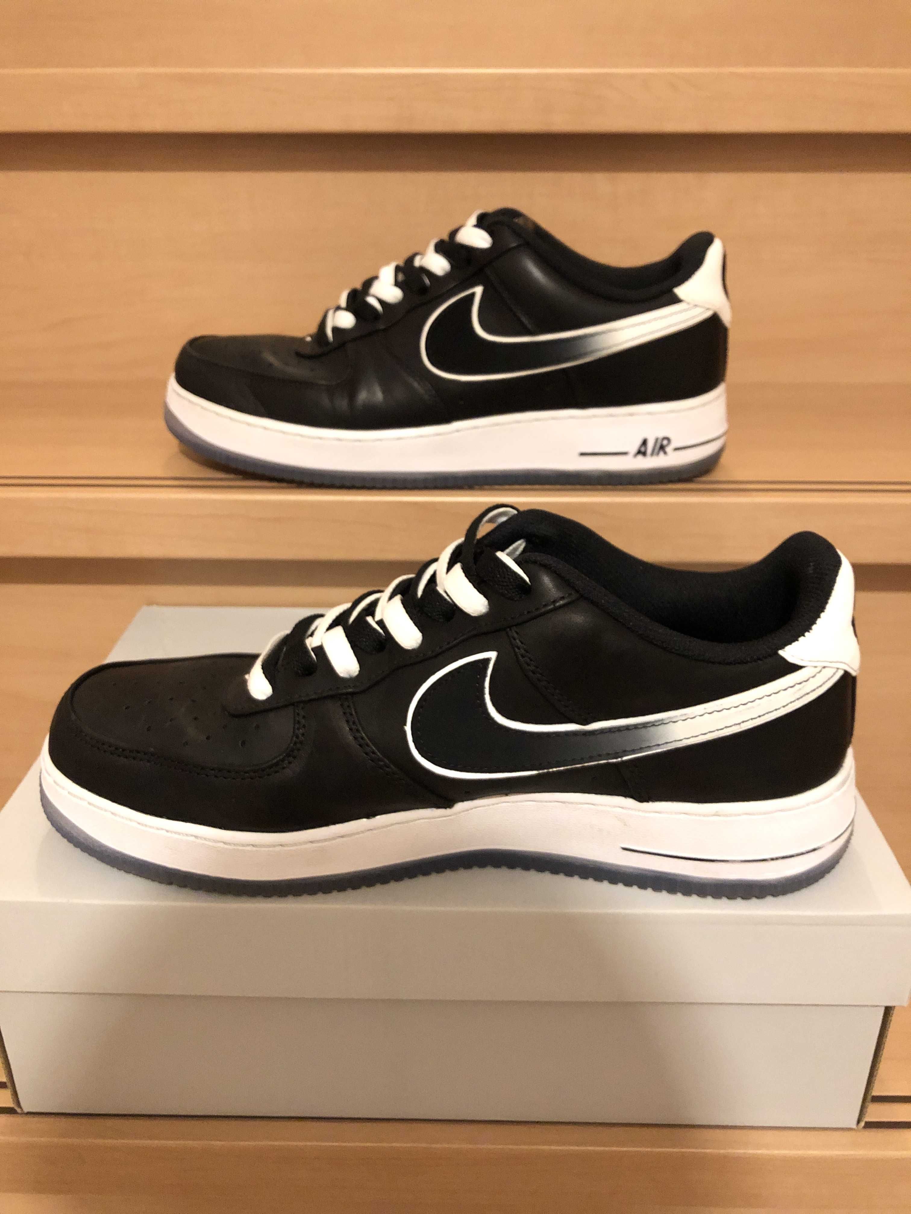 Colin Kaepernick × Nike Air Force 1 Low "Black/White"