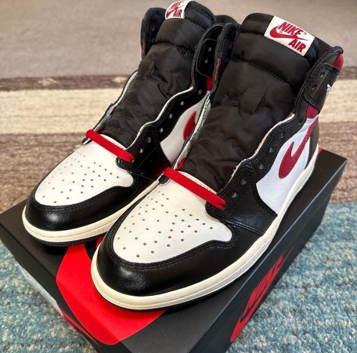 Nike Air Jordan 1 Retro High "Black/White/Sail/Gym Red"    