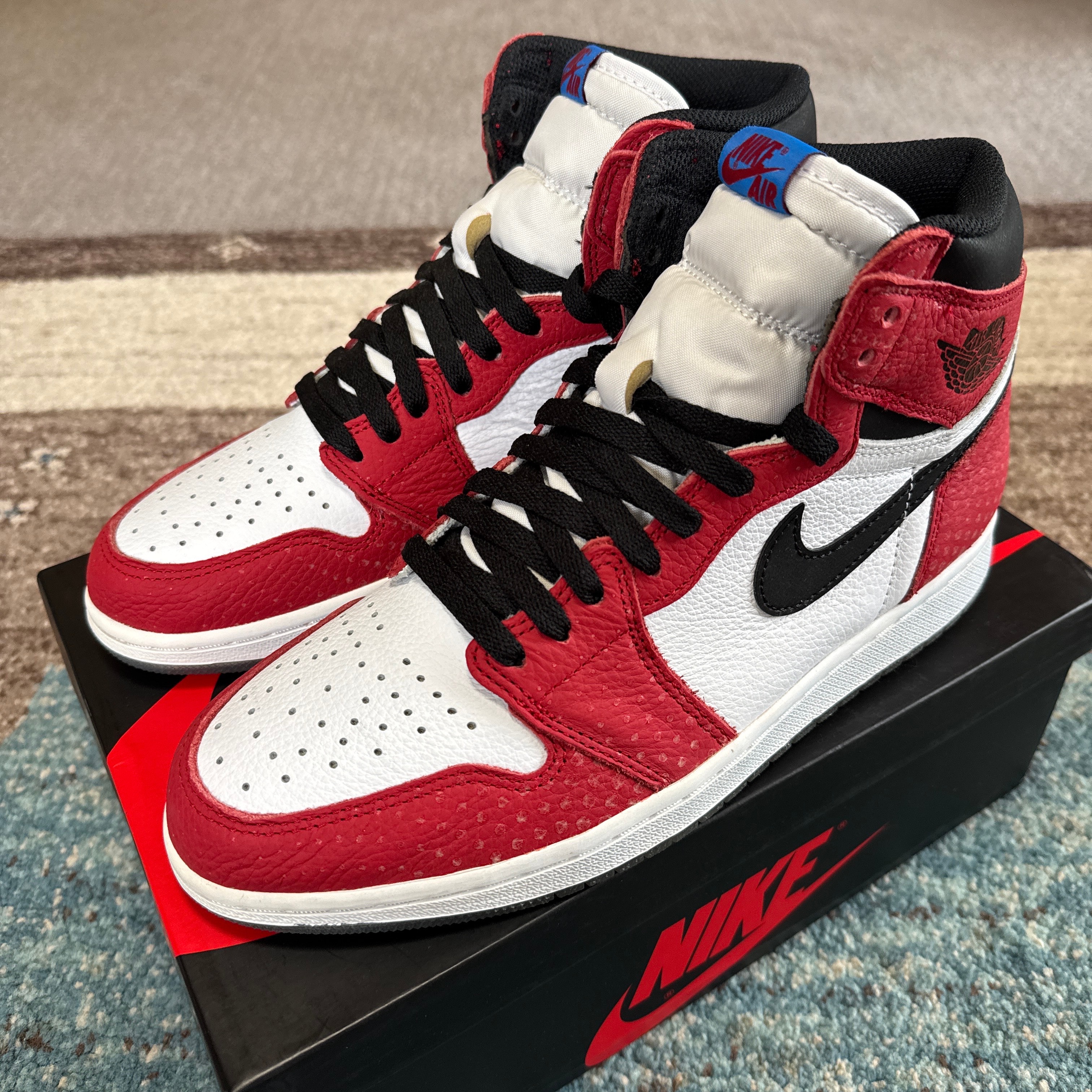 Spiderman × Nike Air Jordan 1 Origin Story "Gym Red/White/Photo Blue/Black"