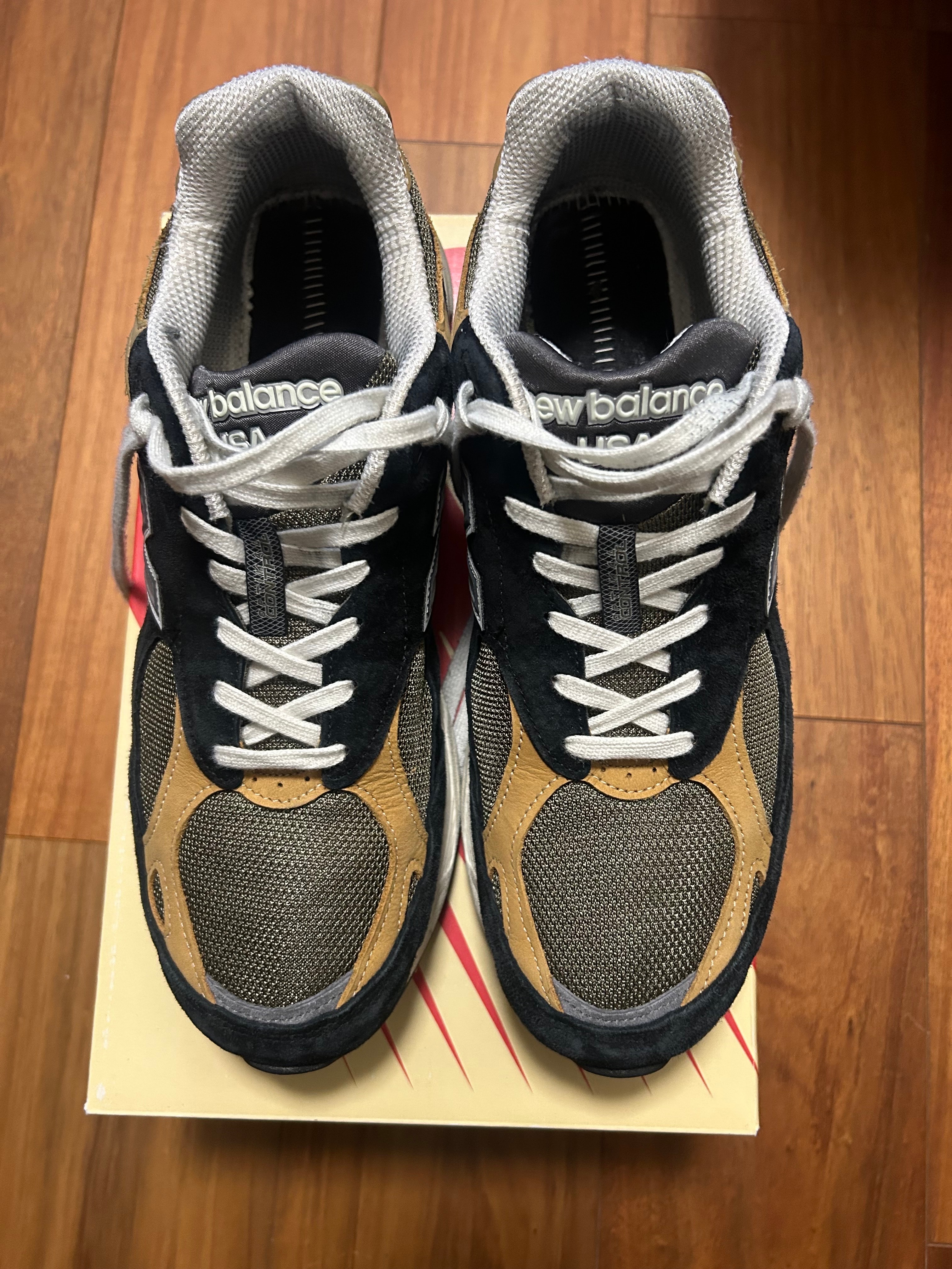 New Balance 990V3 "Black Tan"