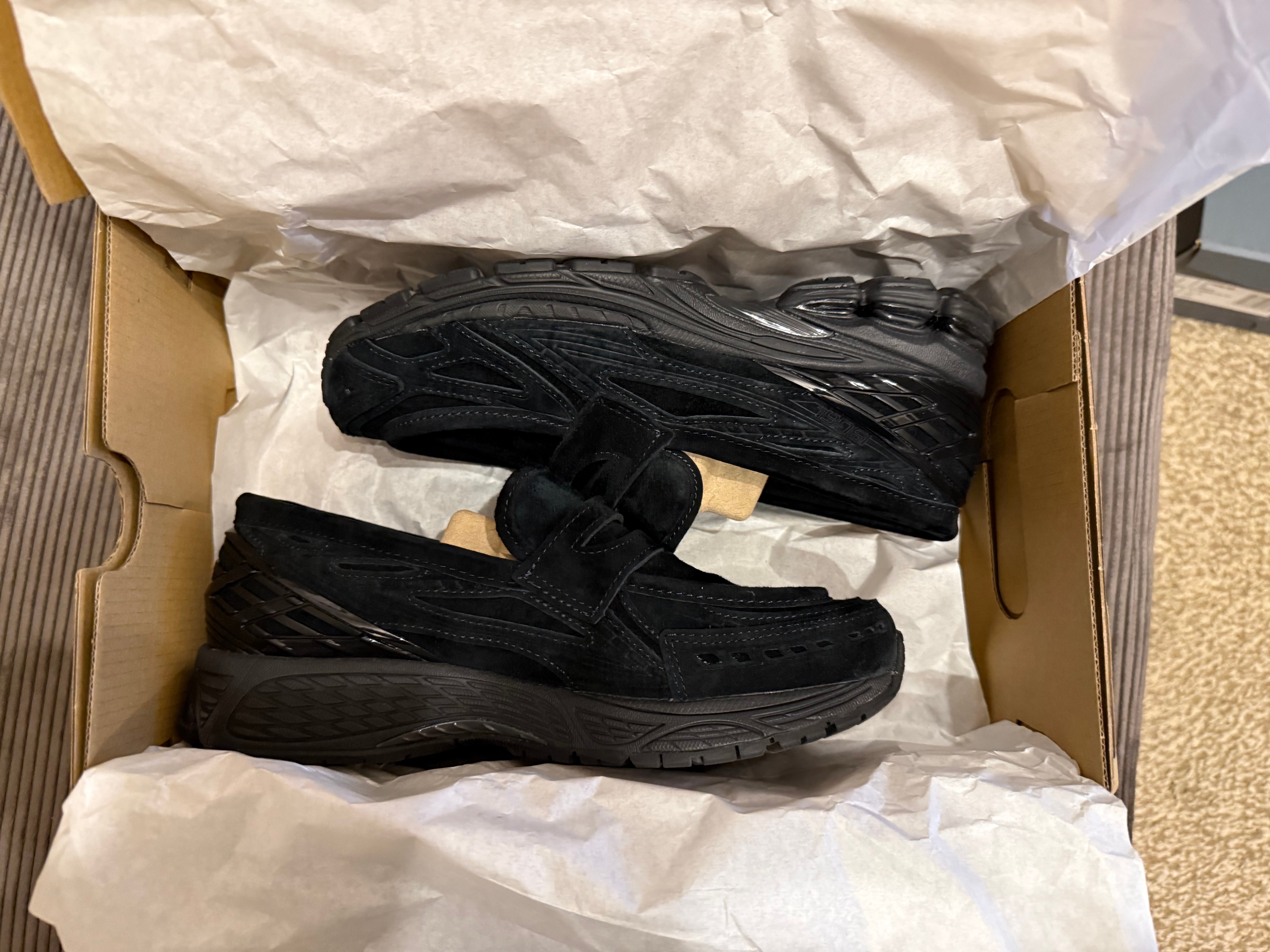 New Balance 1906L "Black Suede"