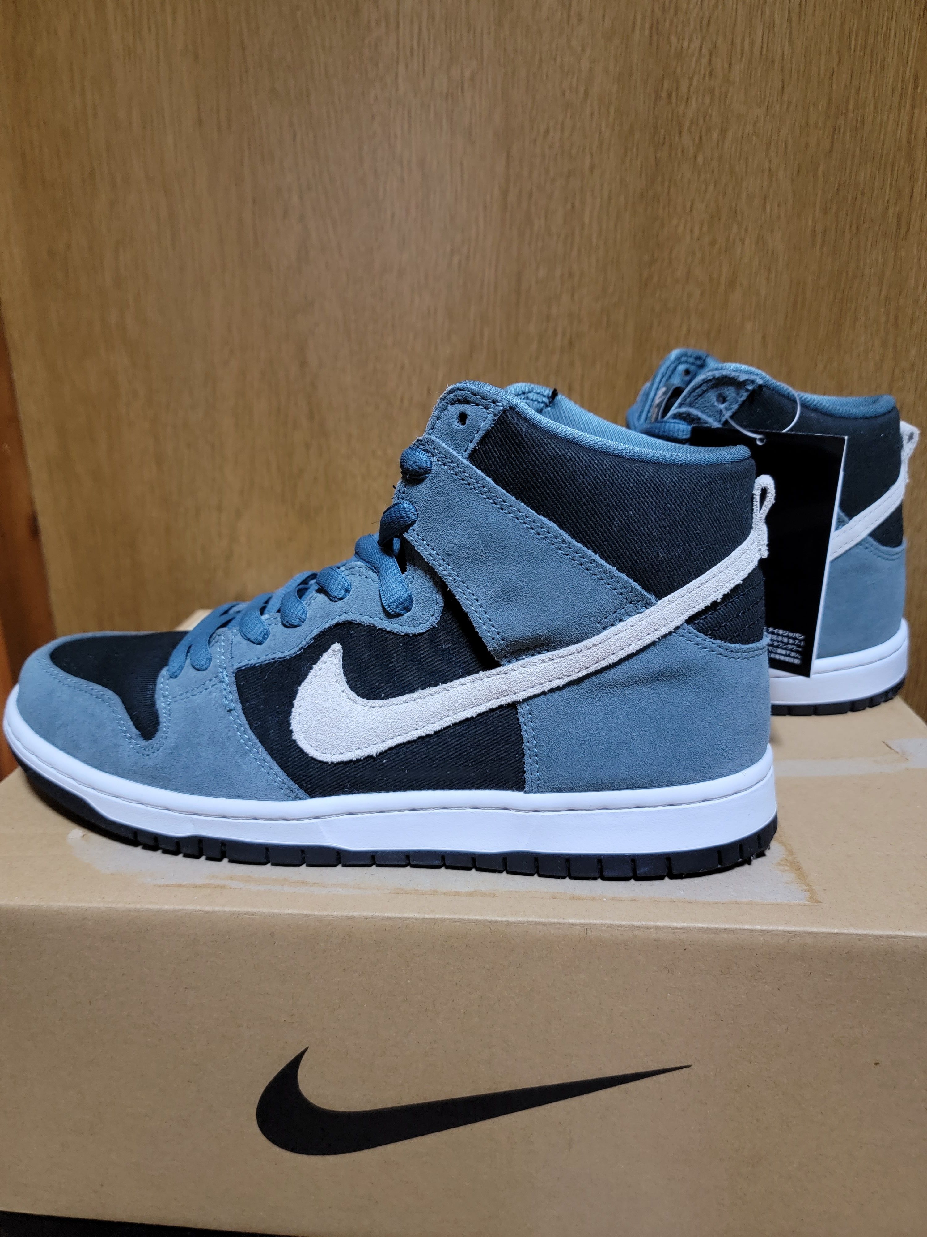 Nike SB Dunk High "Mineral Slate Suede"