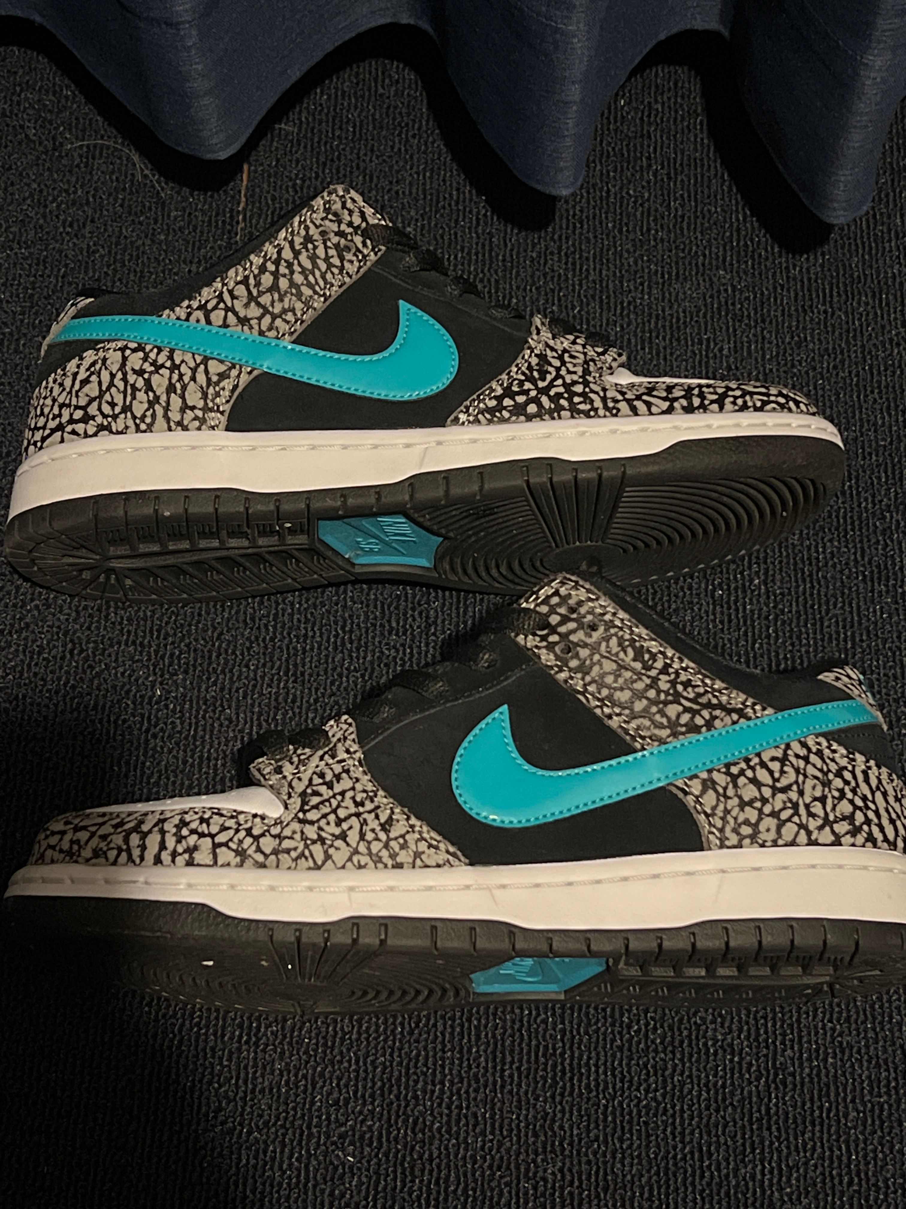 Nike SB Dunk Low "Elephant/Safari"