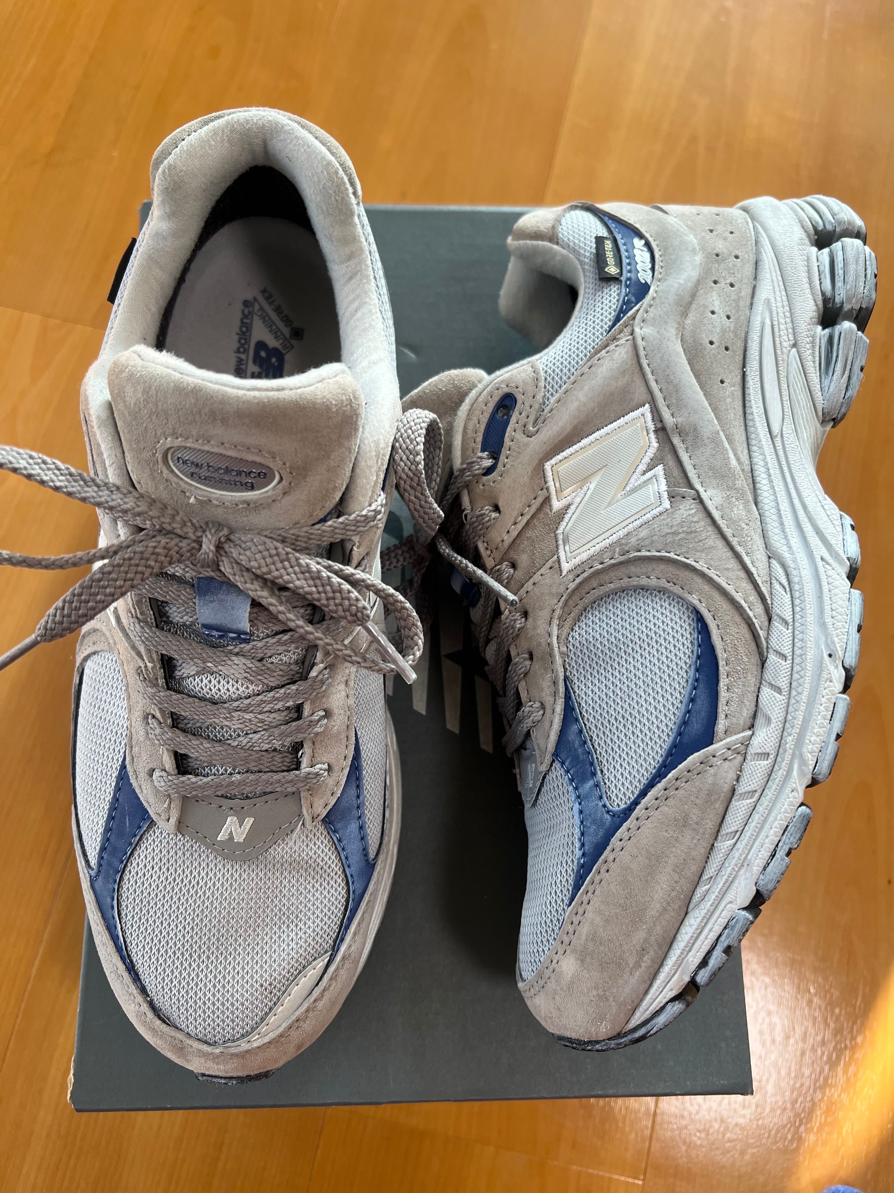 New Balance 2002R "Light Gray"