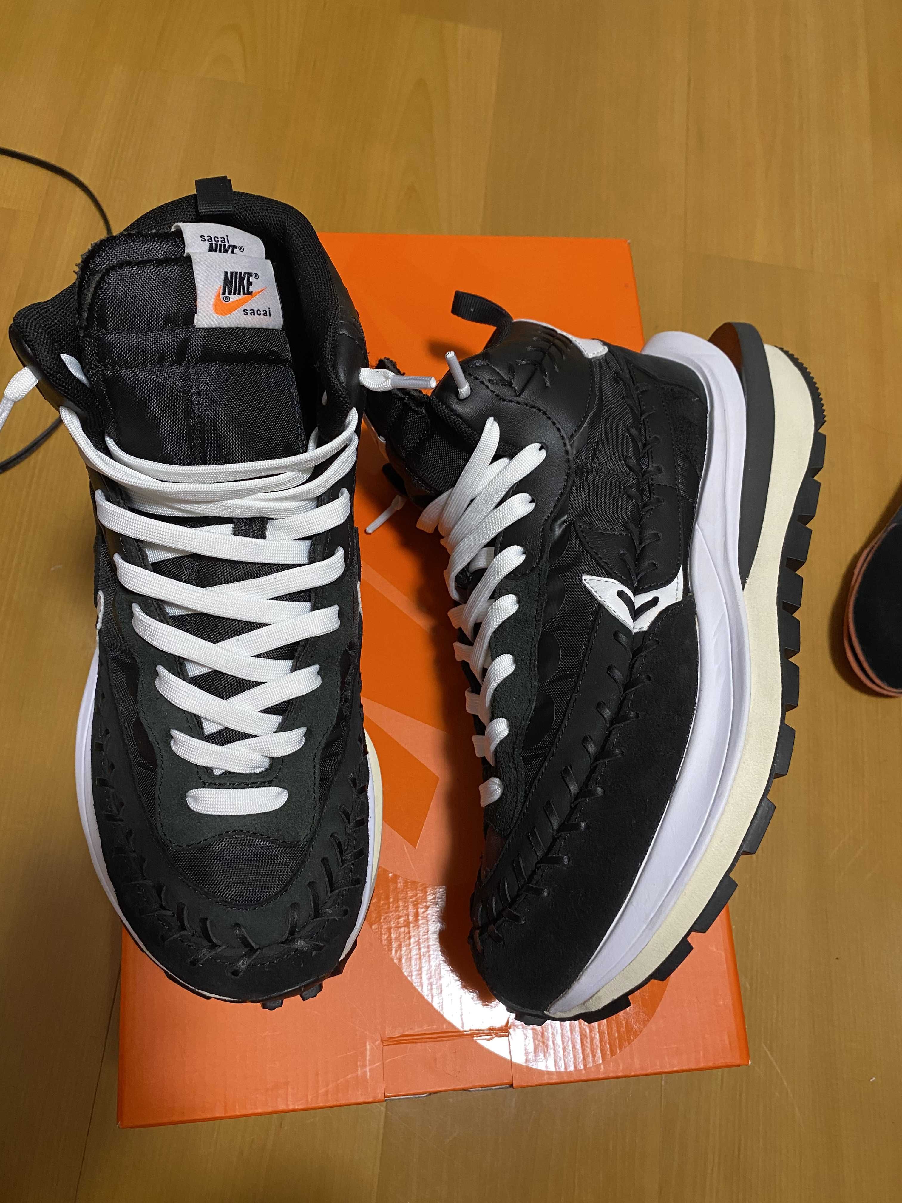 Jean-Paul Gaultier × sacai × Nike Vapor Waffle "Black/Black-White"