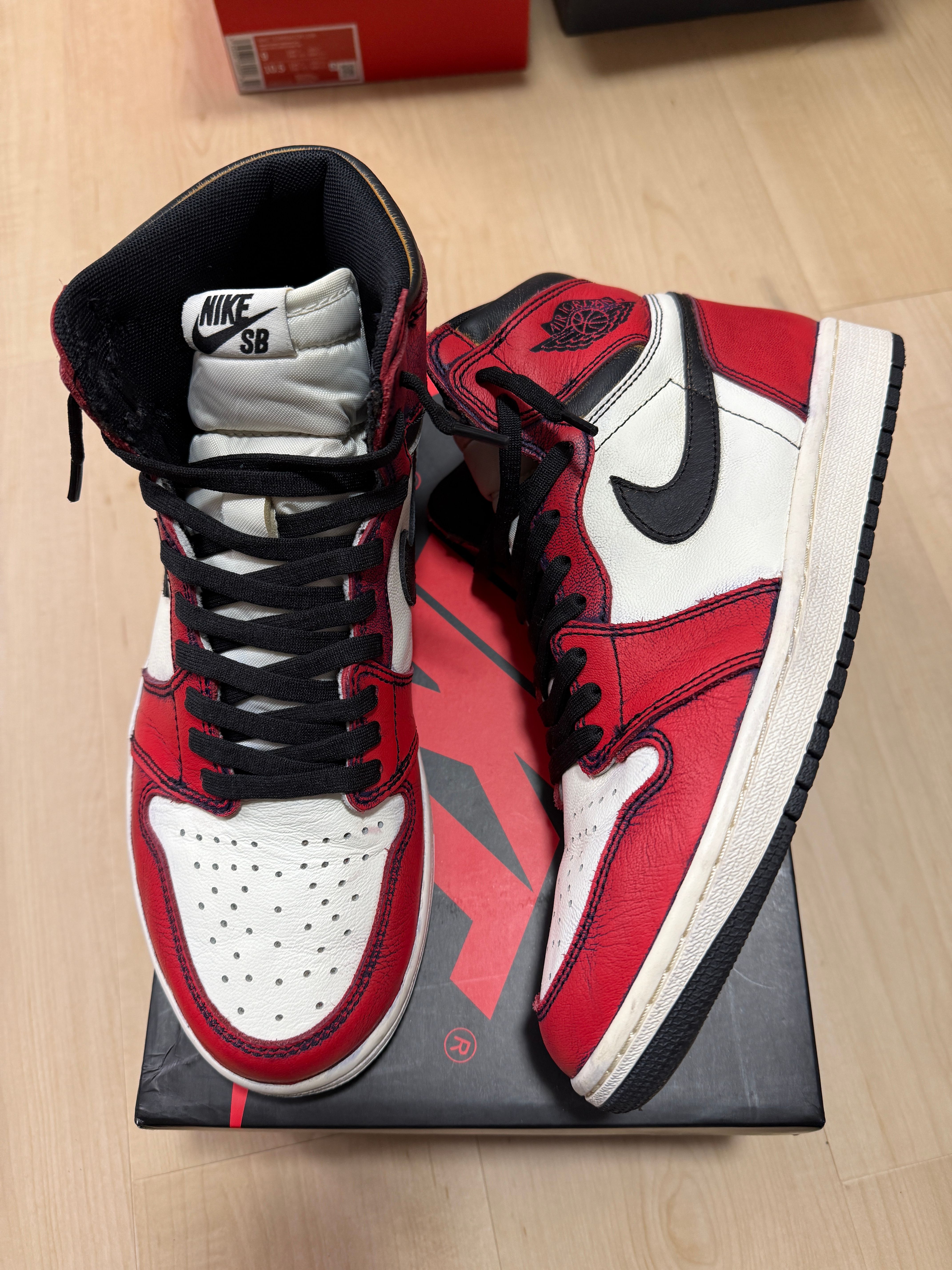 Nike SB × Air Jordan 1 Retro High "La To Chicago"  