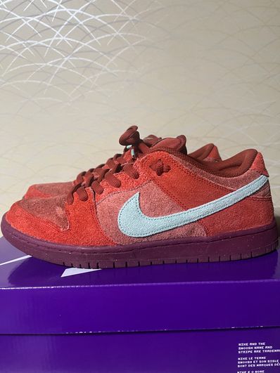 Nike SB Dunk Low Pro PRM "Mystic Red and Rosewood"