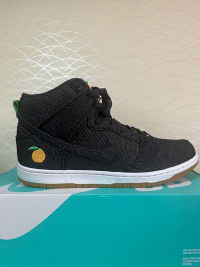 Nike SB Dunk High Pro Momofuku "Black/White/Laser Orange/Black"