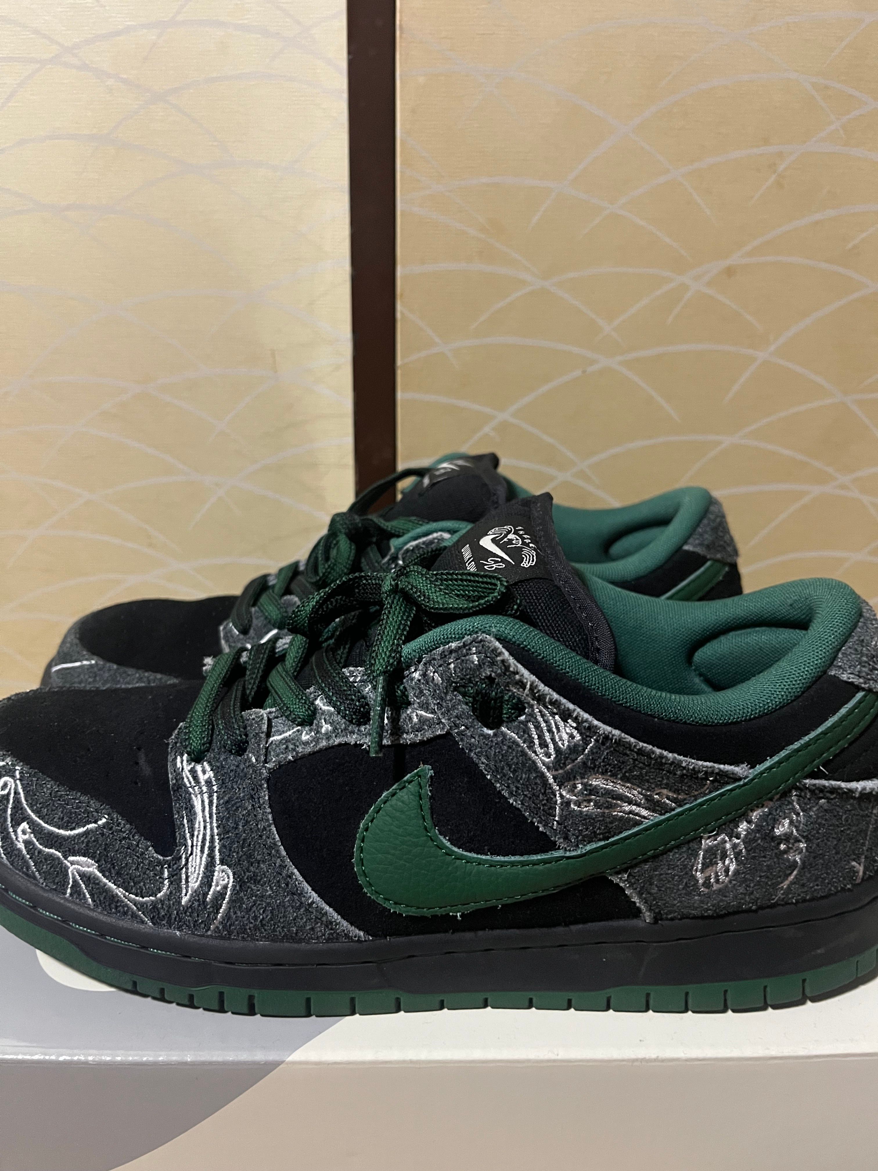 There Skateboards × Nike SB Dunk Low Pro "Anthracite and Gorge Green"