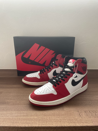 Nike Air Jordan 1 Retro High "Chicago" (2015)