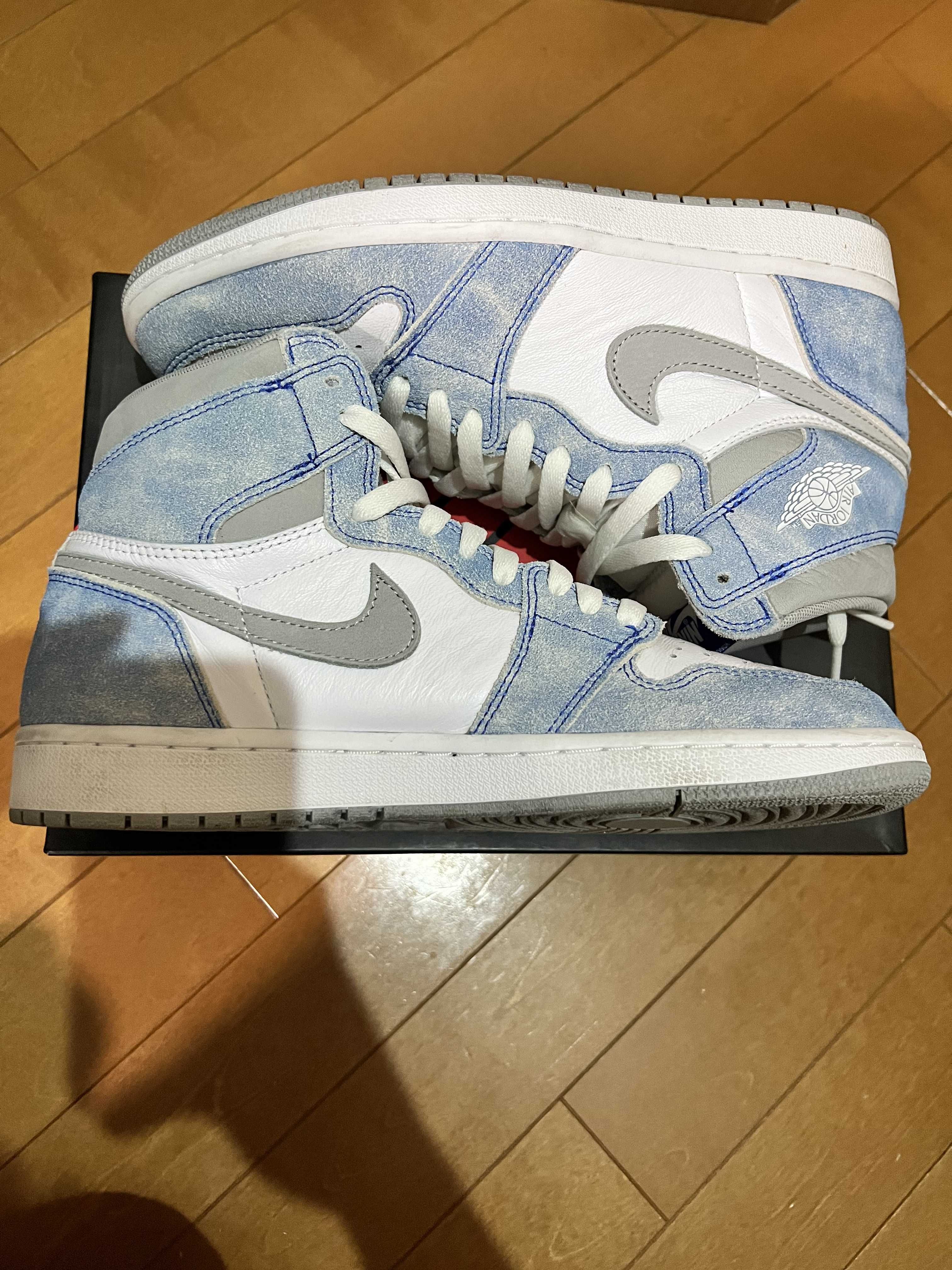 Nike Air Jordan 1 High OG "Hyper Royal"