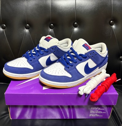 Nike SB Dunk Low "Los Angeles Dodgers/Deep Royal Blue"