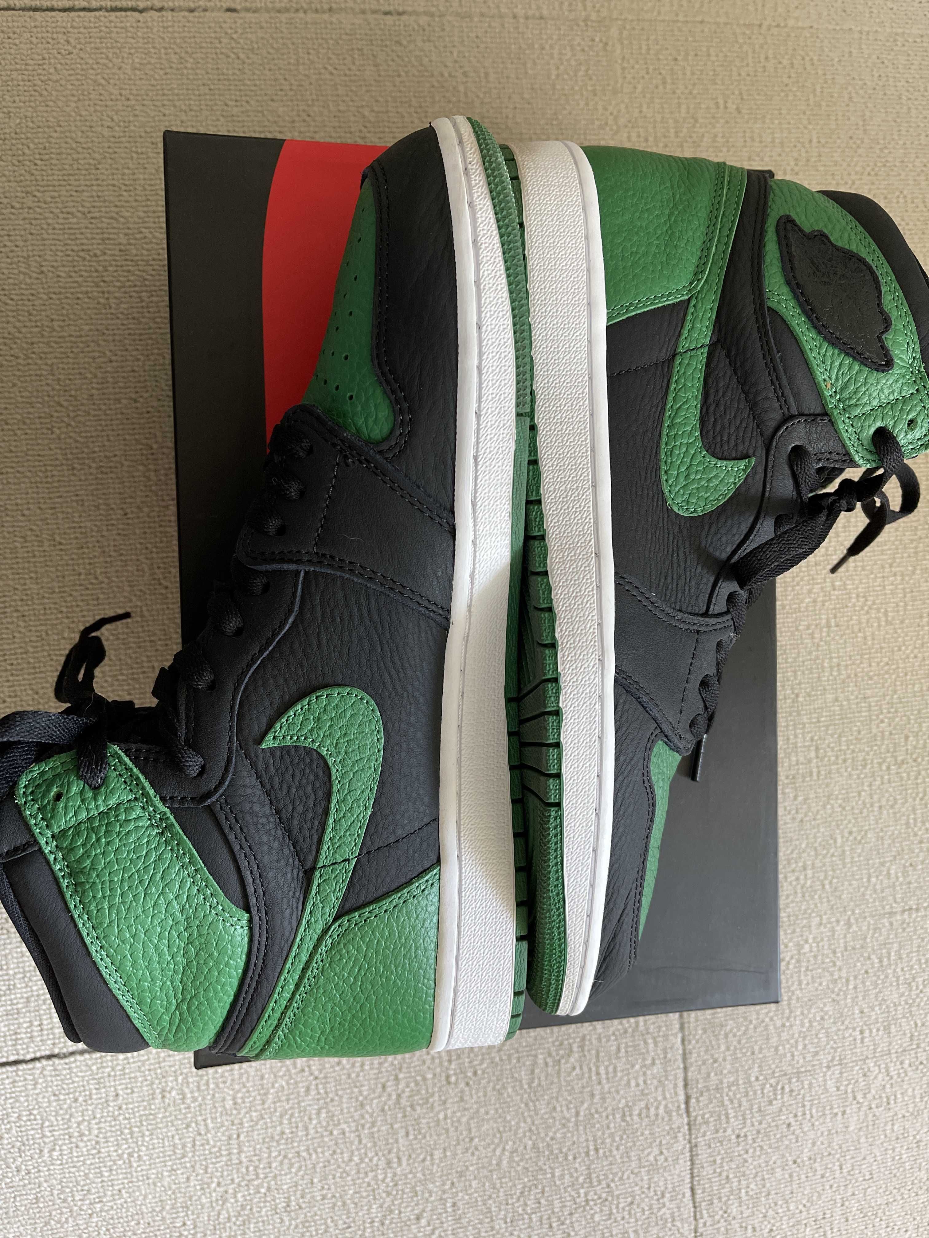 Nike Air Jordan 1 Retro High OG "Black/Pine Green" (2020)