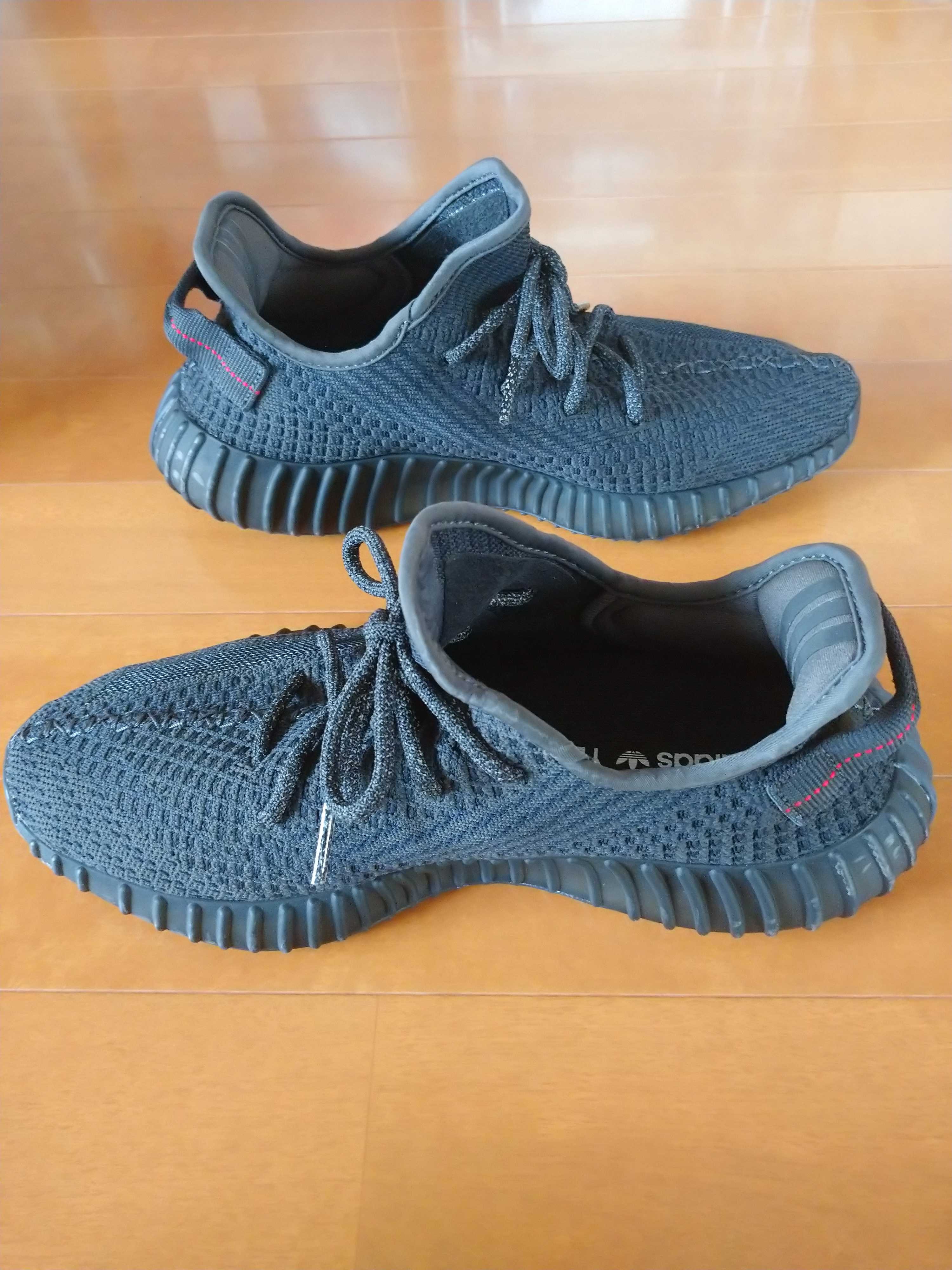 adidas YEEZY Boost 350 V2 "Black"