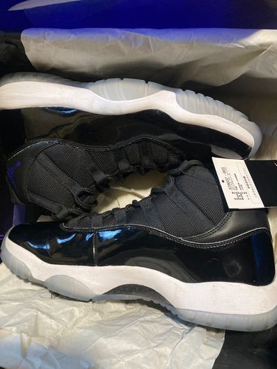 Nike Air Jordan 11 Retro "Space Jam" (2016)