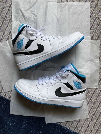 Nike Air Jordan 1 Mid "White/Laser blue"