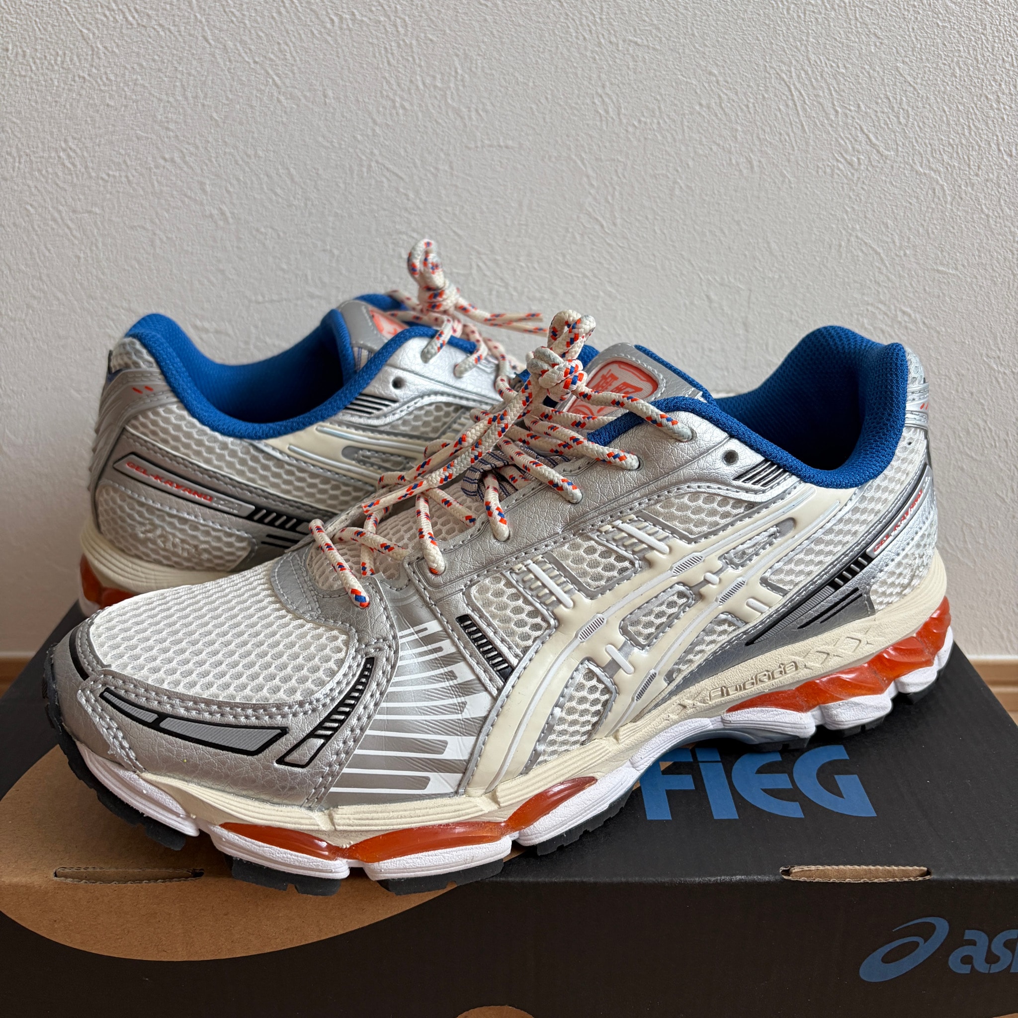 KITH Ronnie Fieg × Asics Gel-Kayano 12.1 "Cream/Multi"