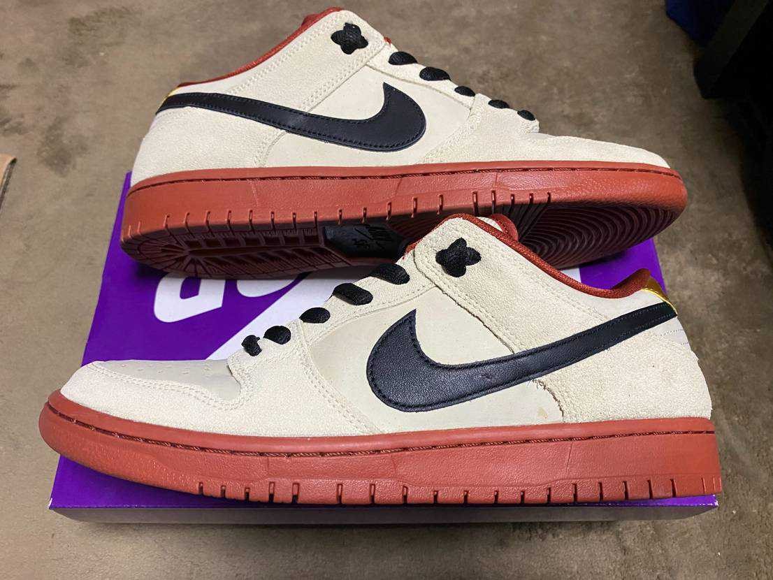 Nike SB Dunk Low Pro "Hennessy"