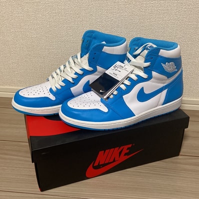 Nike Air Jordan 1 Retro High "UNC"