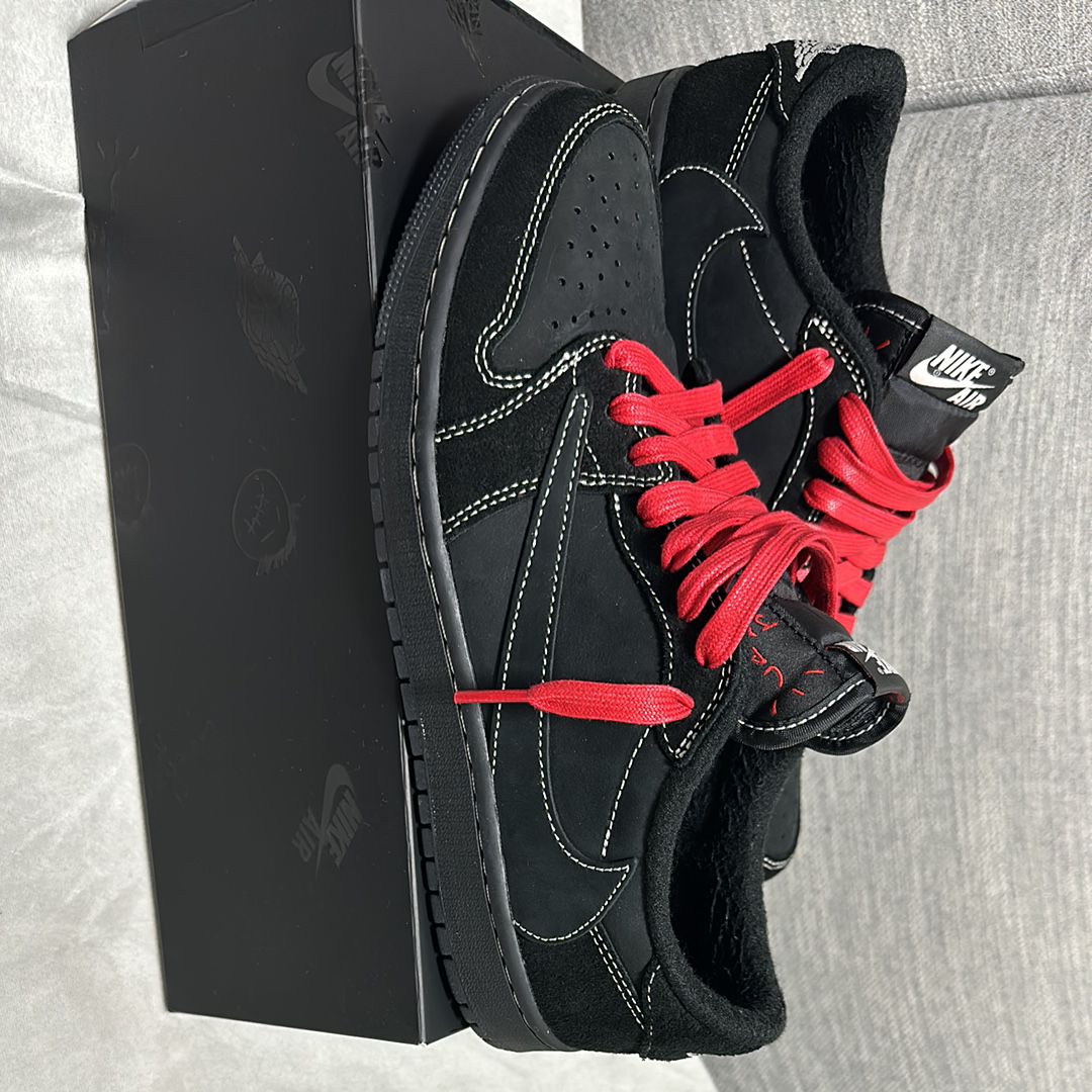 Travis Scott × Nike Air Jordan 1 Low OG SP "Black Phantom"