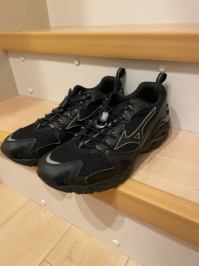 SLY × Mizuno Wave Rider 10 "Black"
