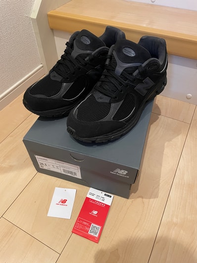 New Balance 2002R "Triple Black"